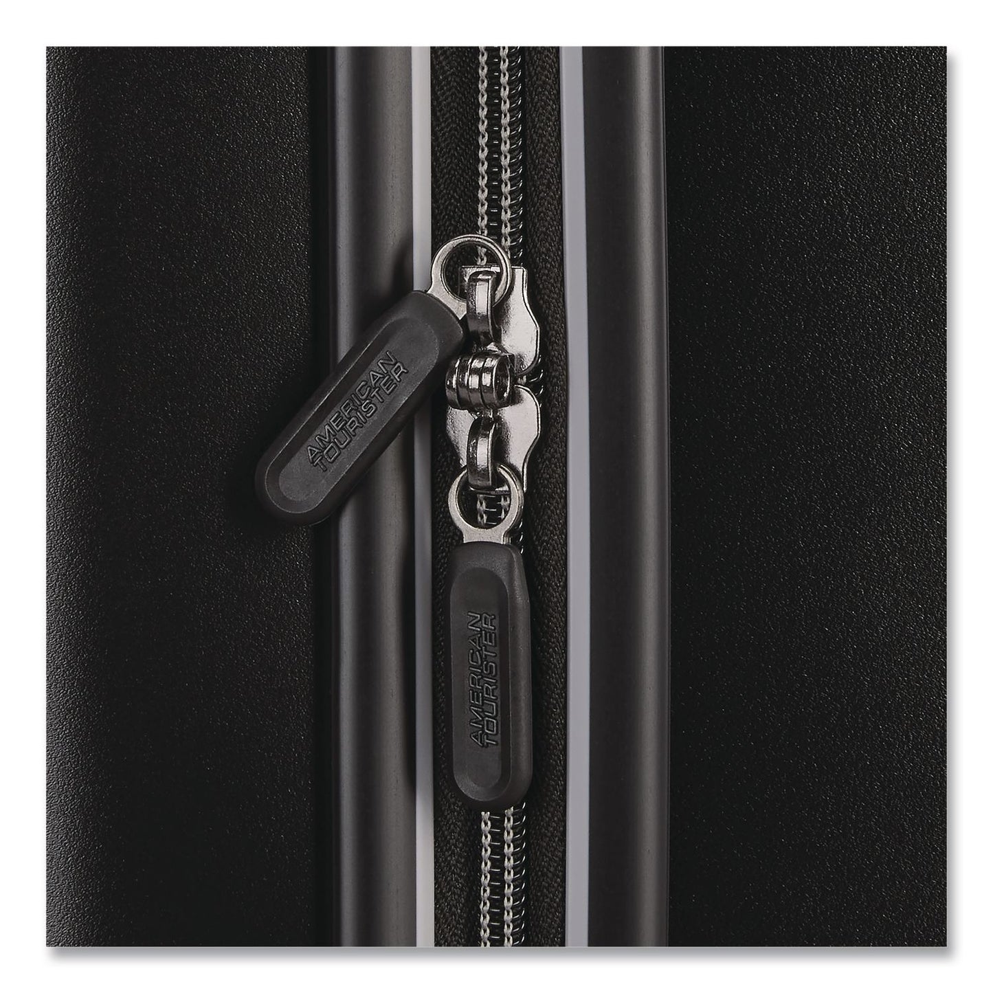 AMERICAN TOURISTER My AT Underseater Hardside Carry-On Spinner Suitcase, 8 x 13 x 18, Black (SML1548501041)