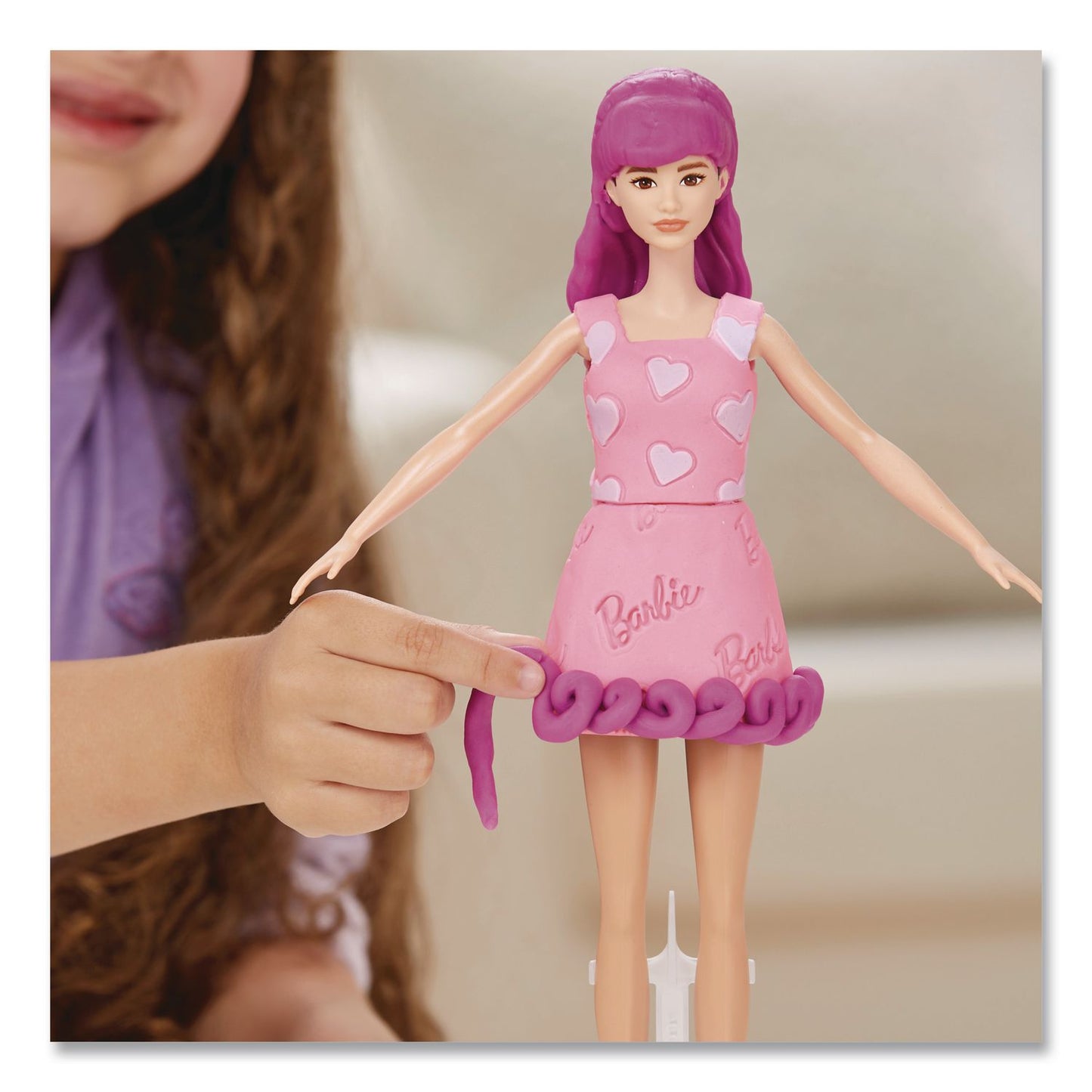 Hasbro Play-Doh Barbie Hearts and Hair Doll Set (HSBG1357)