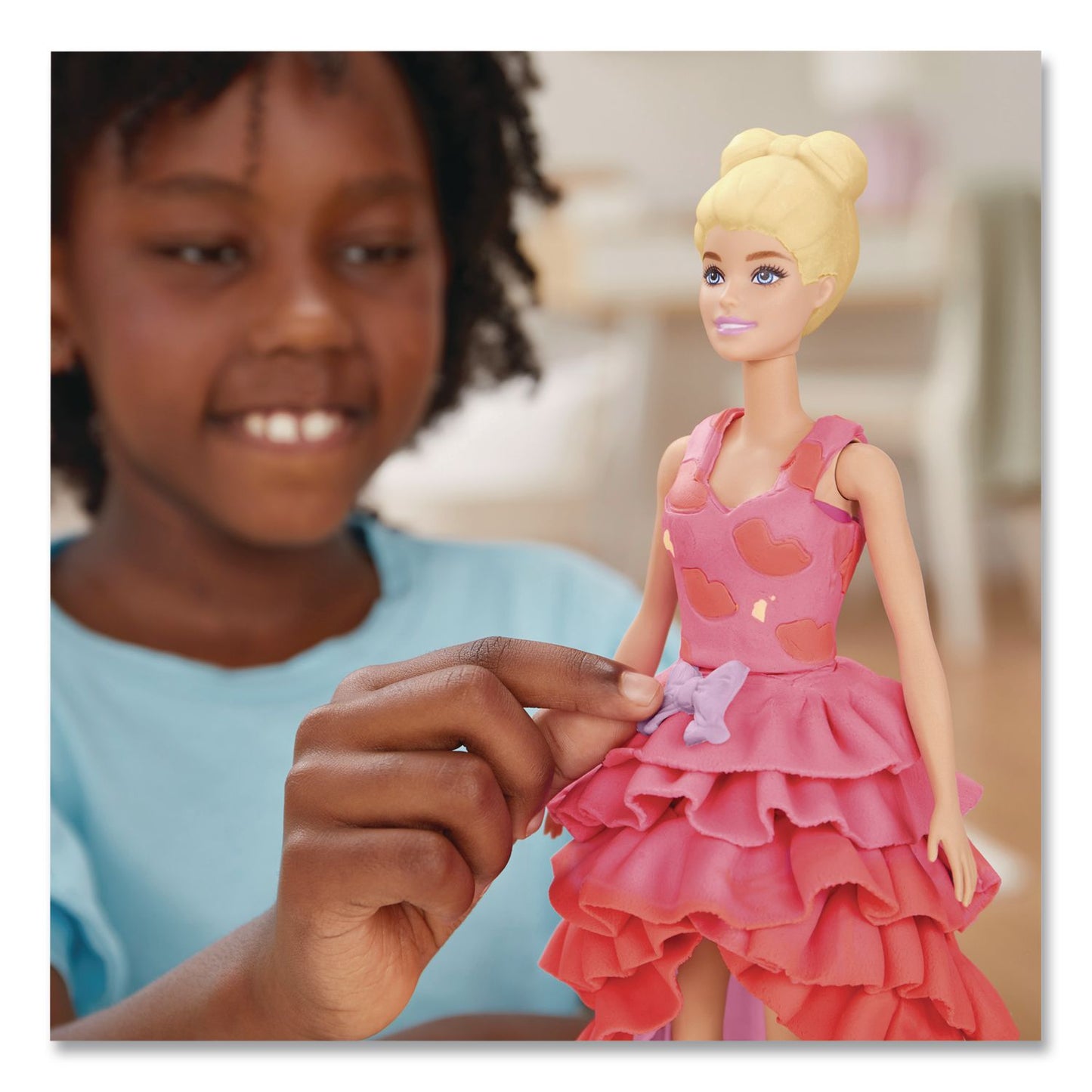 Hasbro Play-Doh Barbie Designer Fashion Show Playset (HSBG1356)