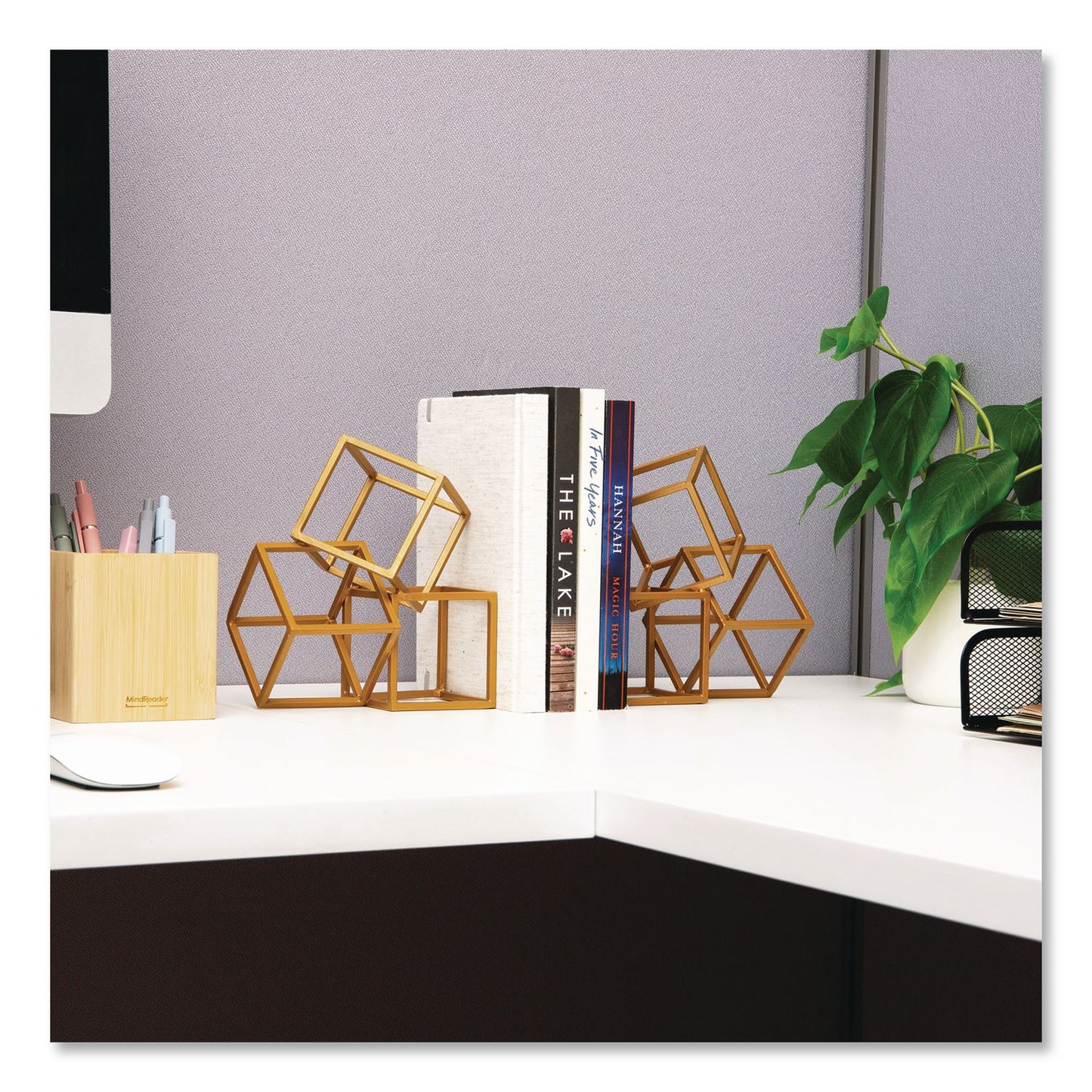 Mind Reader Geometric Cube Metal Bookends, Nonskid Base, 4.25 x 6 x 6, Iron, Gold (EMSBLOCKS2GLD)