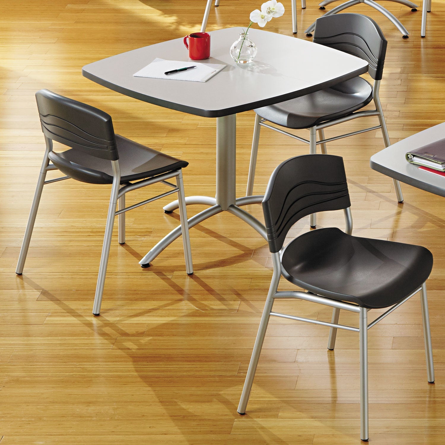 iceberg-cafeworks-table-num-ice65617_3