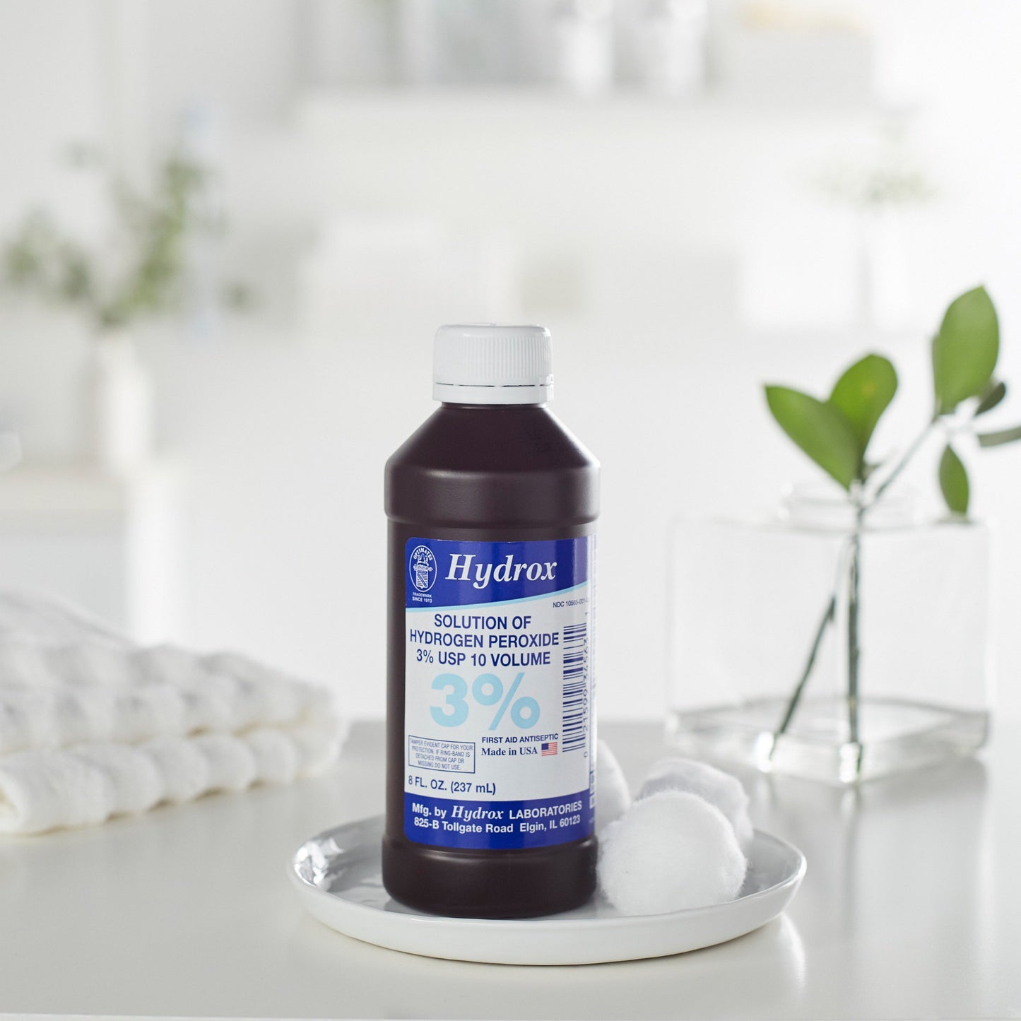 McKesson Brand Antiseptic Hydrogen Peroxide Topical Liquid 8 oz. Bottle (557335_CS)