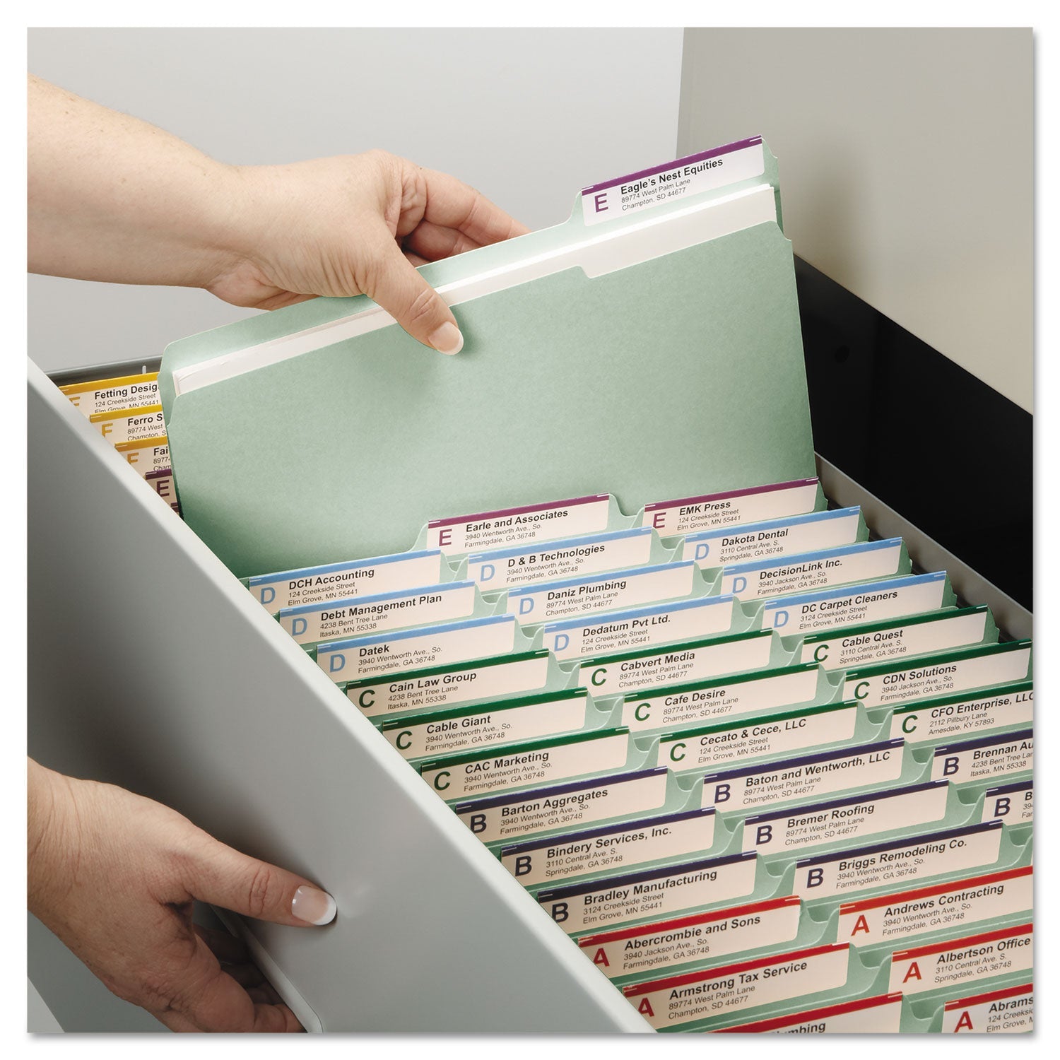 smead-recycled-pressboard-folders-with-two-safeshield-coated-fasteners-num-smd14931_6