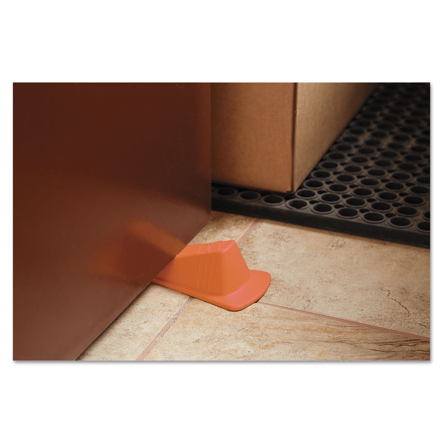 master-caster-giant-foot-doorstop-num-mas00965_3