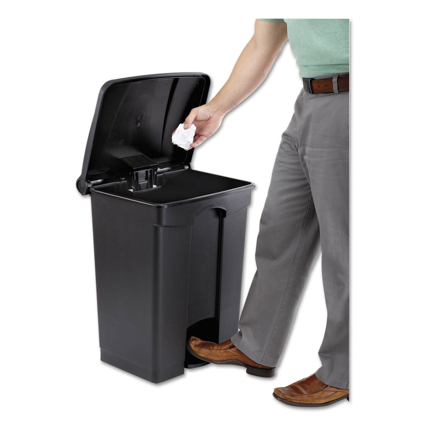 safco-large-capacity-plastic-step-on-receptacle-num-saf9922bl_3