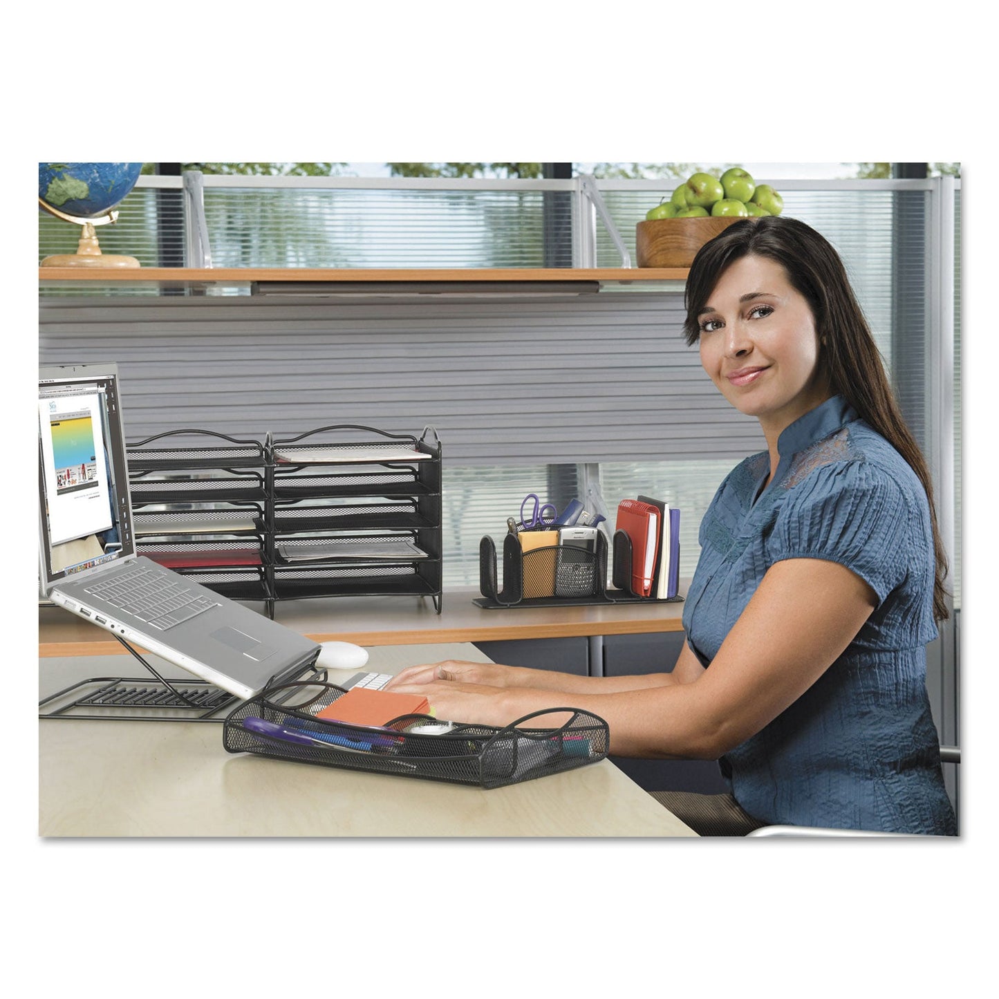 safco-onyx-adjustable-steel-mesh-laptop-stand-num-saf2161bl_5