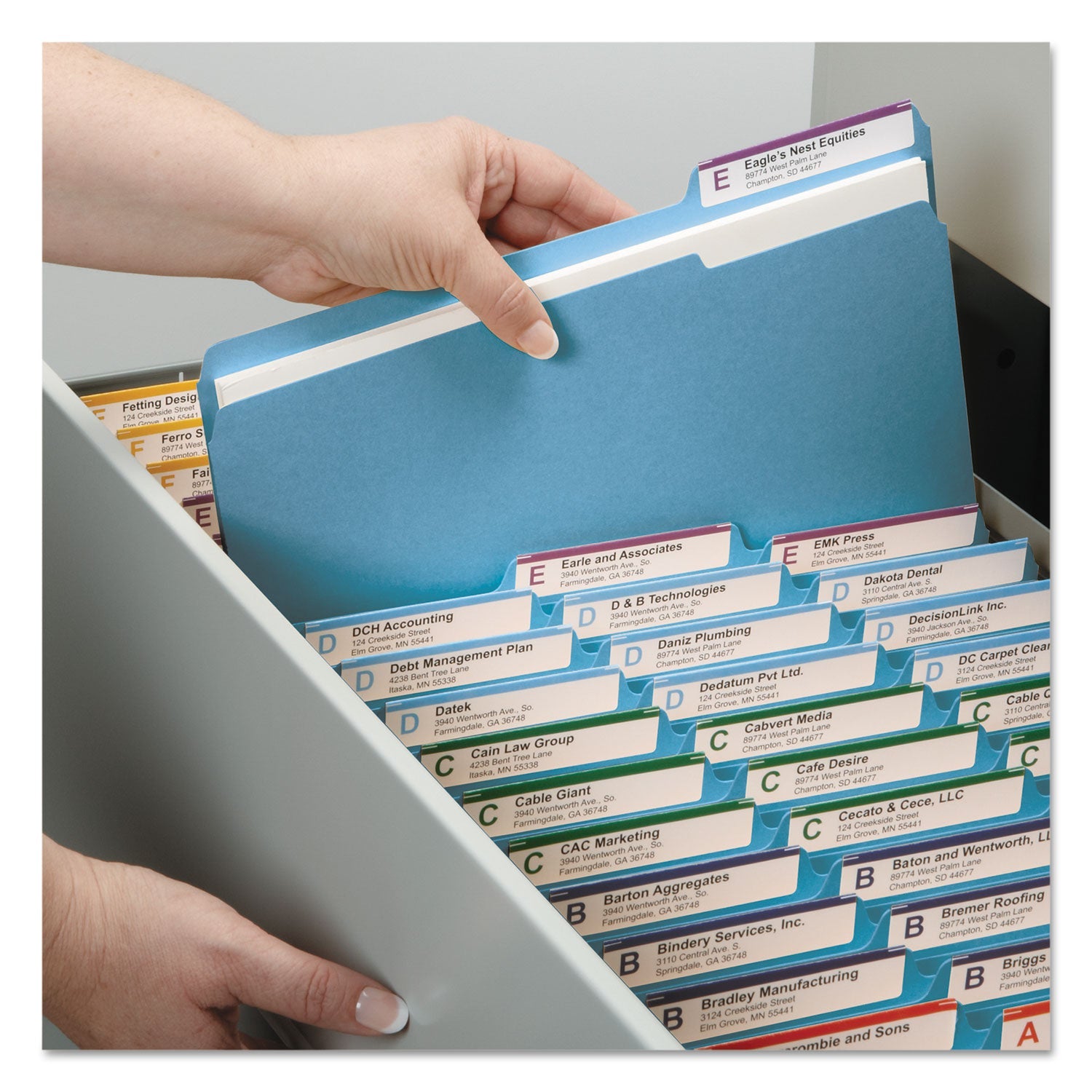 smead-colored-pressboard-folders-with-two-safeshield-coated-fasteners-num-smd14937_4