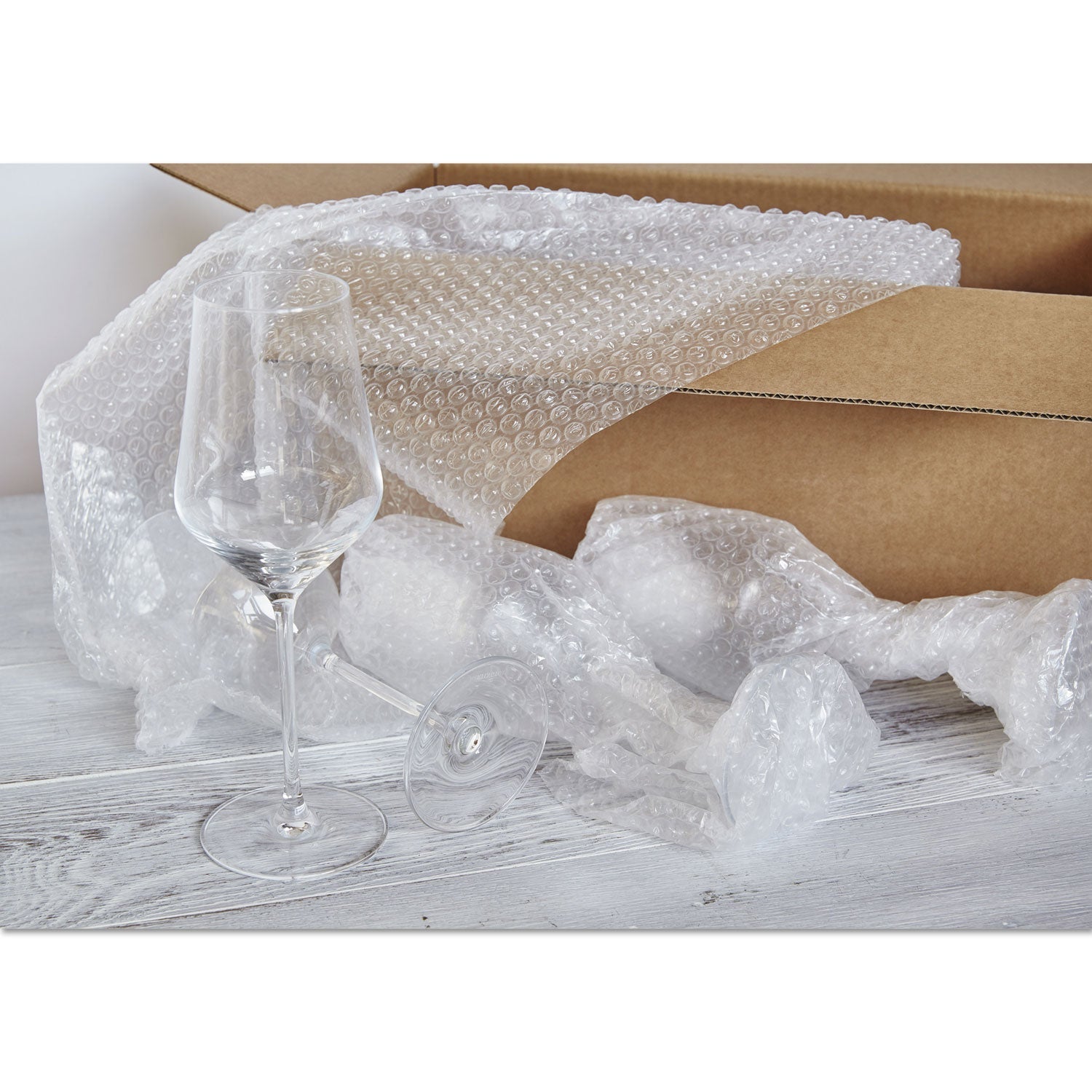 paper-barrier-bubble-wrap-bubble-wrap-cushioning-material-num-sel10601_3