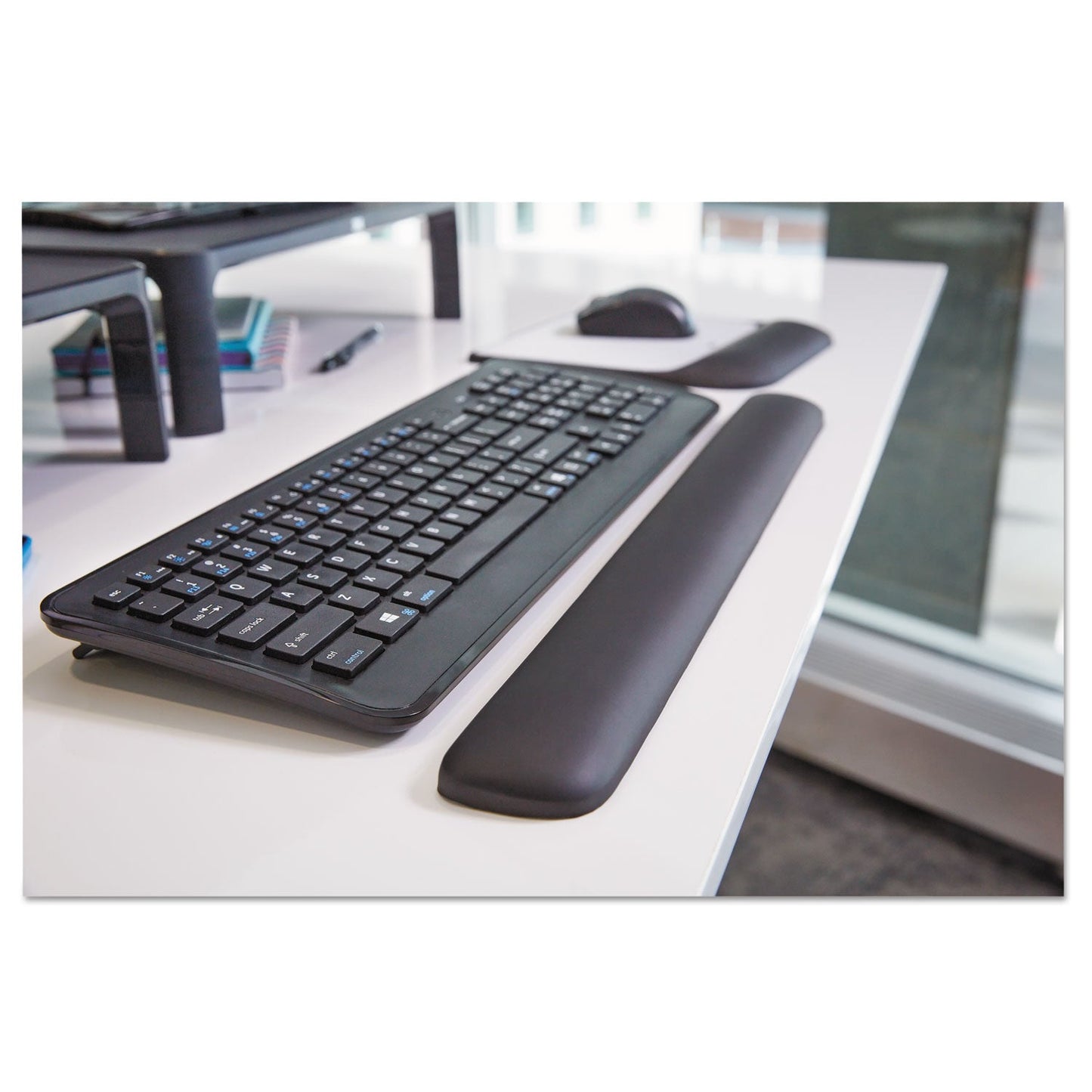 3m-gel-wrist-rest-for-keyboards-num-mmmwr85b_5