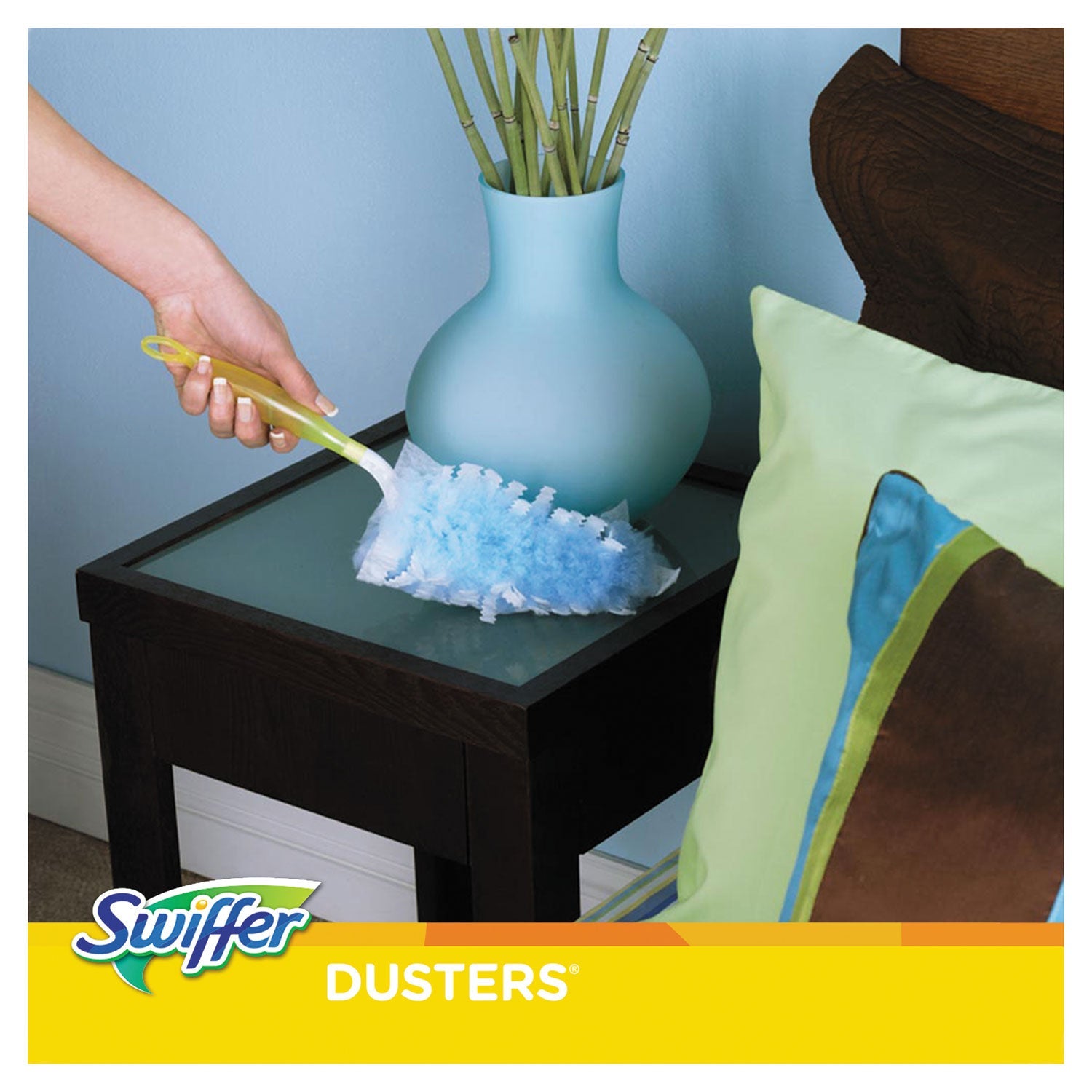 swiffer-r-dusters-starter-kit-dust-lock-fiber-6-handle-blue-yellow-pgc11804kt_3