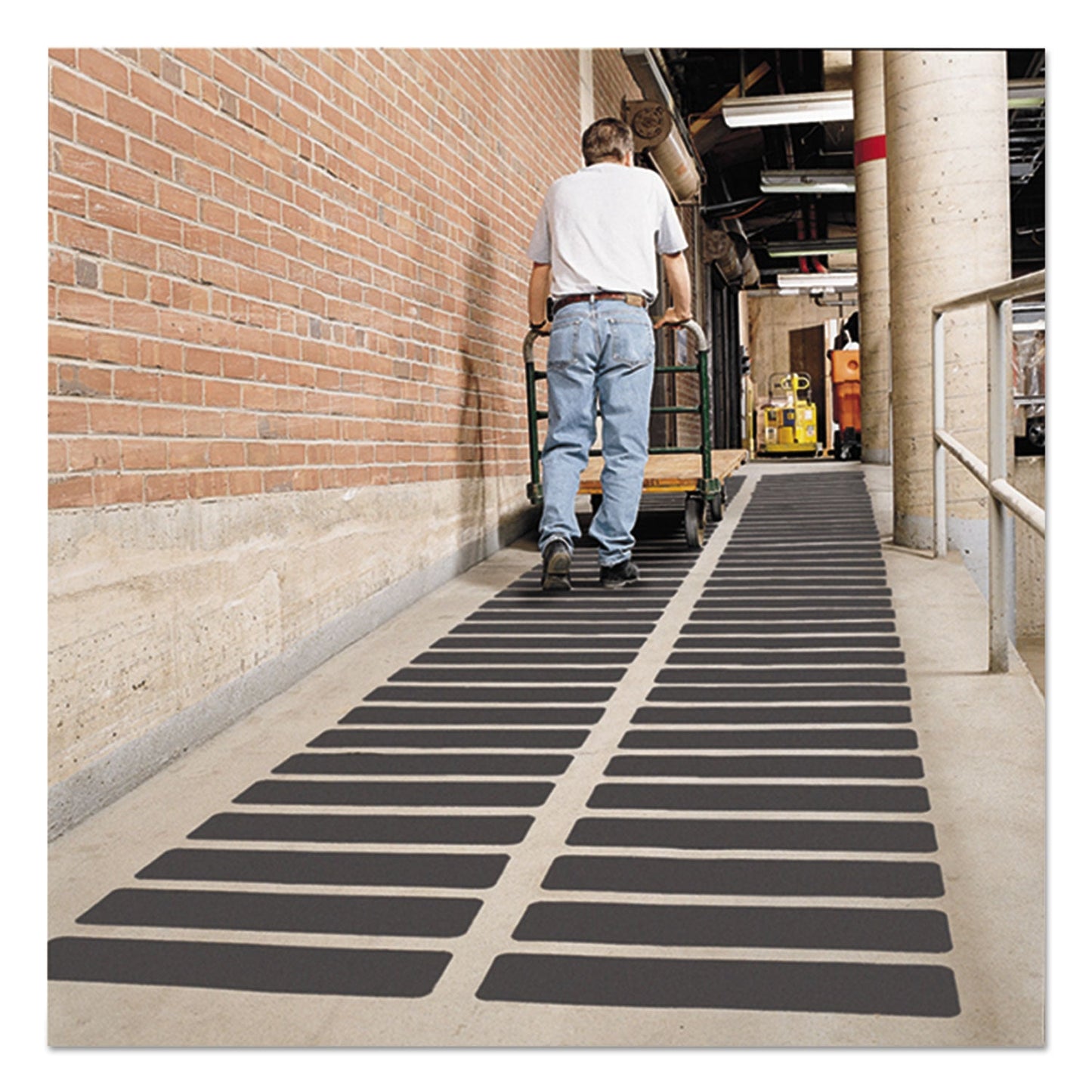 3m-safety-walk-general-purpose-tread-rolls-num-mco19223_2