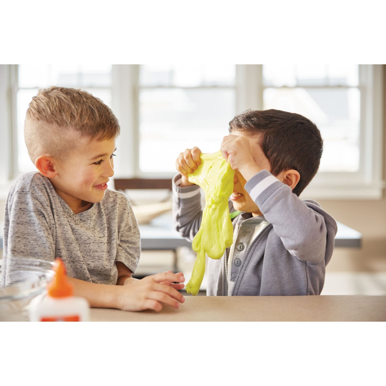 elmer-s-washable-school-glue-num-bore308_3