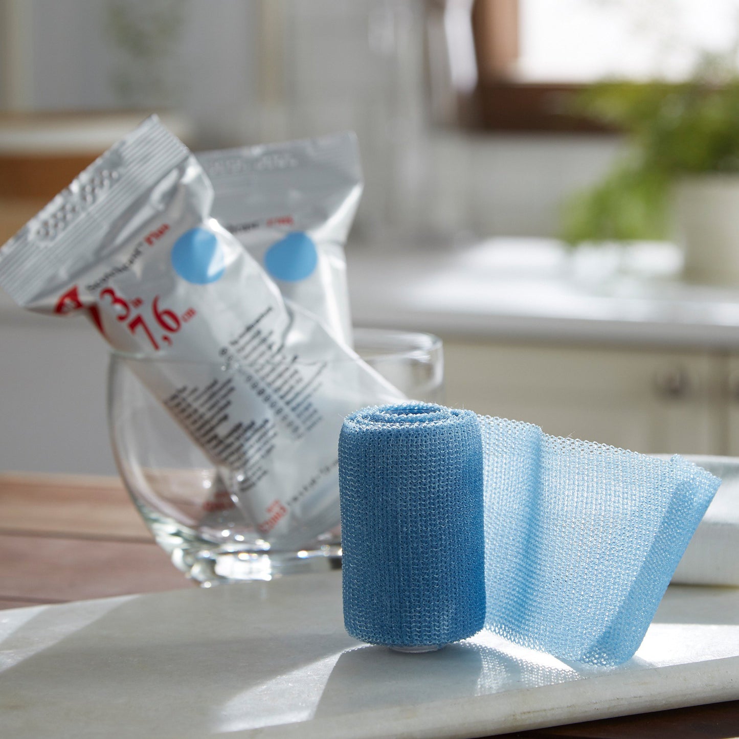 3M™ Scotchcast™ Plus Cast Tape 3 Inch X 12 Foot Fiberglass / Resin Light Blue (199232_BX)