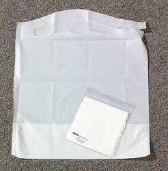 Tidi® Bib Slipover Disposable Polyethylene / Tissue (365632_CS)