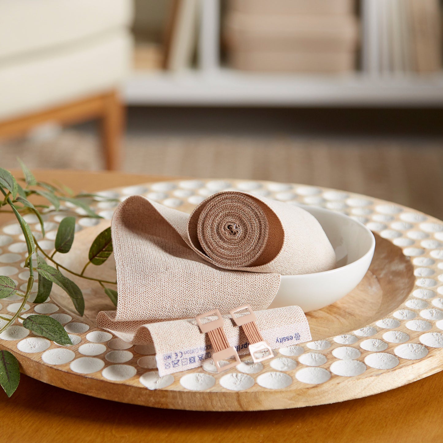 Comprilan® Compression Bandage 4 Inch X 5-1/2 Yard Clip Detached Closure Tan NonSterile Standard Compression (283587_CS)