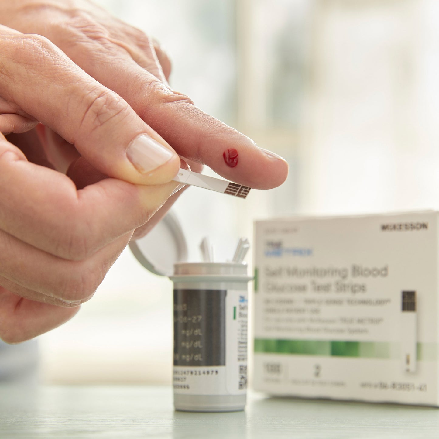 McKesson TRUE METRIX® Blood Glucose Test Strips 100 Strips per Pack (960299_CS)