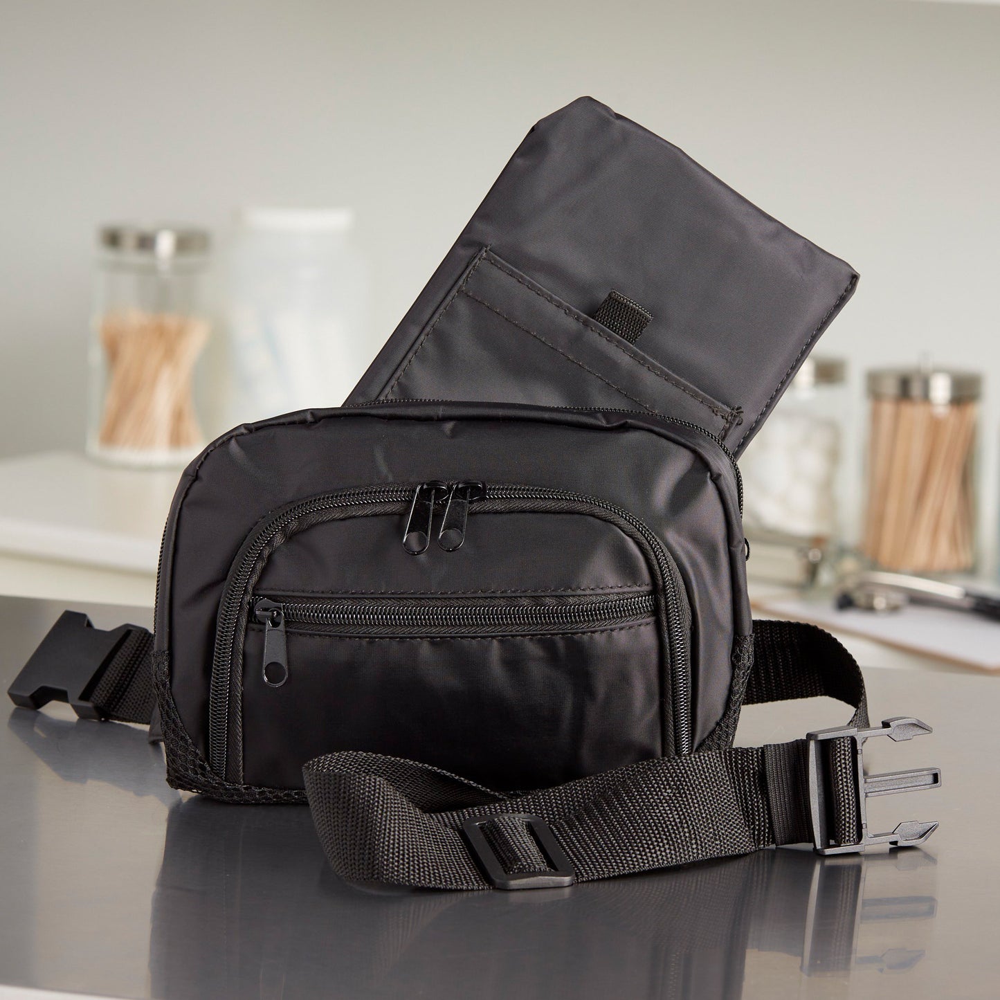 McKesson Feeding Pump Pouch Fanny, Capacity 250 mL, Disposable (1141073_EA)