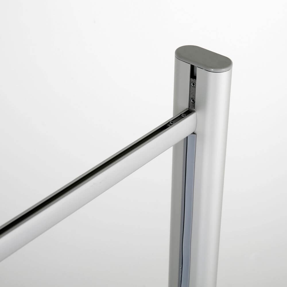 budget-clear-hygiene-barrier-47-24x39-37-uhbbn01210x2000_1
