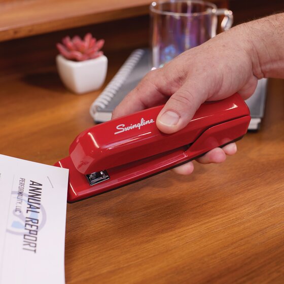 swingline-747-business-full-strip-desk-stapler-num-swi74736_6