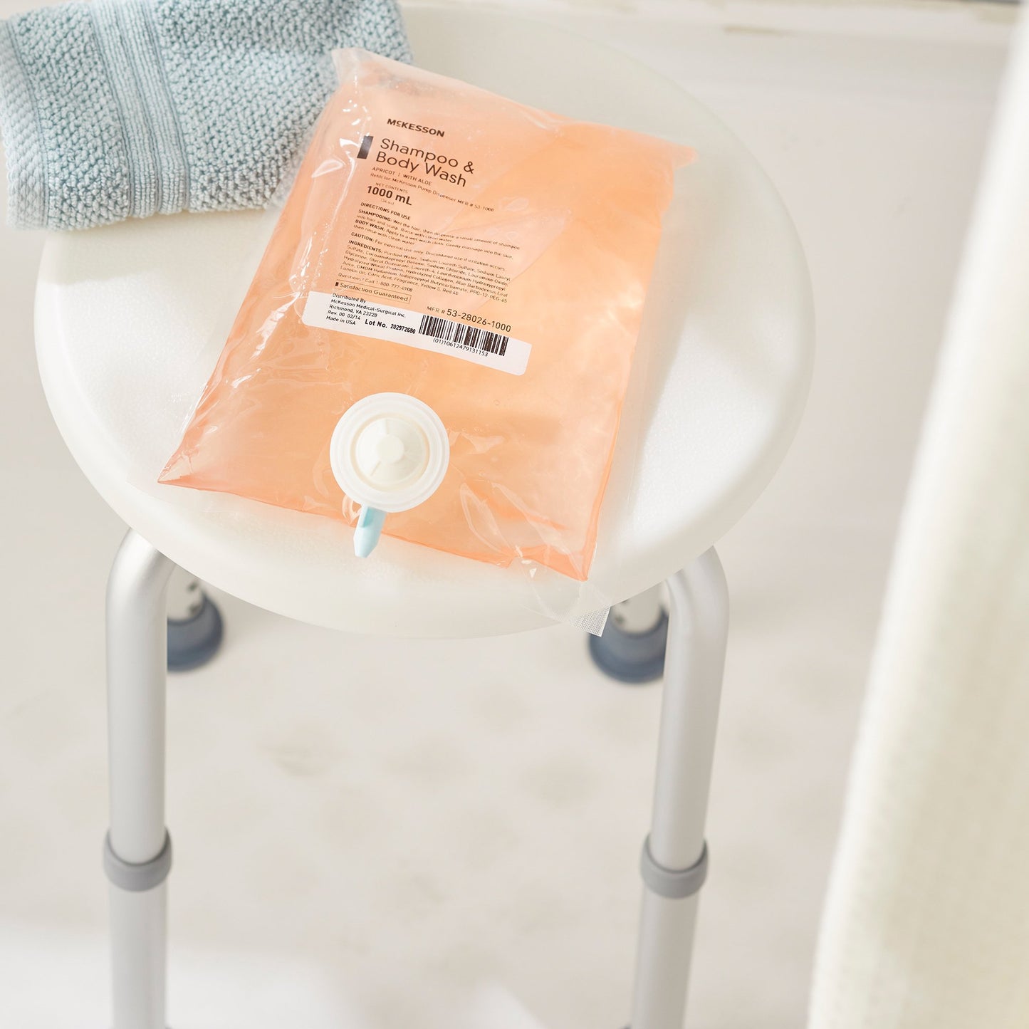 McKesson Shampoo and Body Wash 1,000 mL Dispenser Refill Bag Apricot Scent (468269_CS)