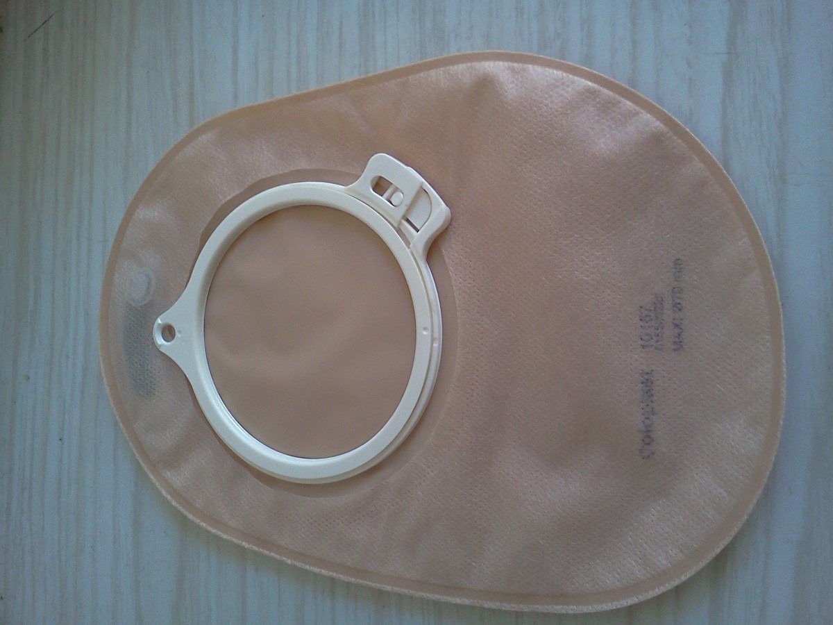 SenSura® Click Ostomy Pouch Two-Piece System 8-1/2 Inch Length, Maxi Without Barrier Closed End (734849_BX)