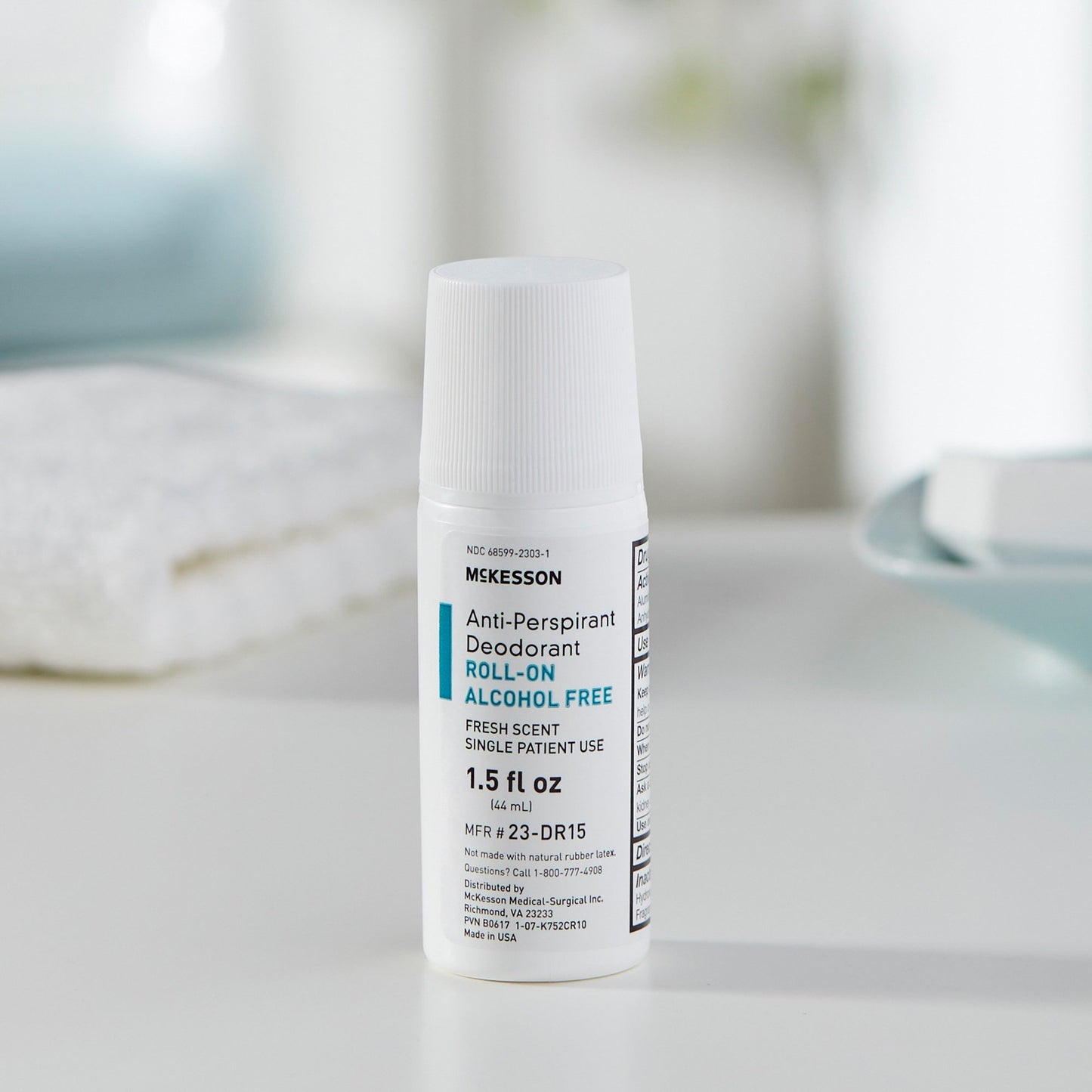 McKesson Antiperspirant / Deodorant Roll-On 1.5 oz. Fresh Scent (493425_EA)
