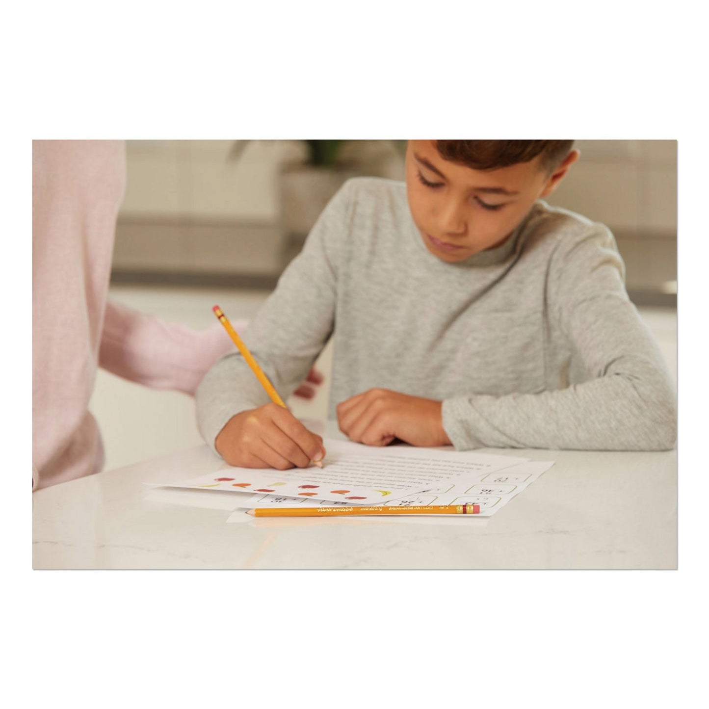 paper-mate-r-everstrong-2-pencils-hb-2-black-lead-yellow-barrel-24-pack-pap2207846_4