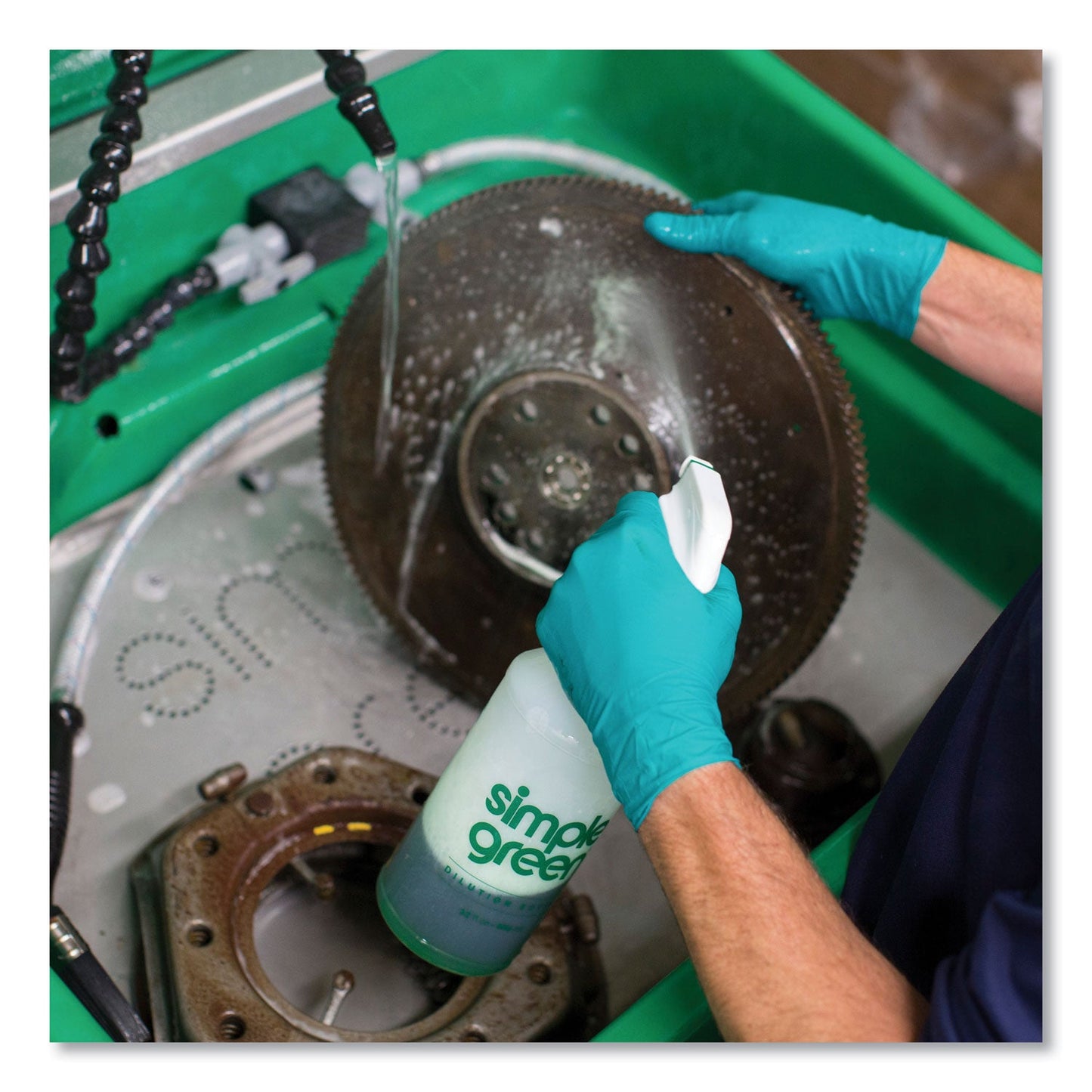 simple-green-industrial-cleaner-and-degreaser-num-smp13005-ea_6
