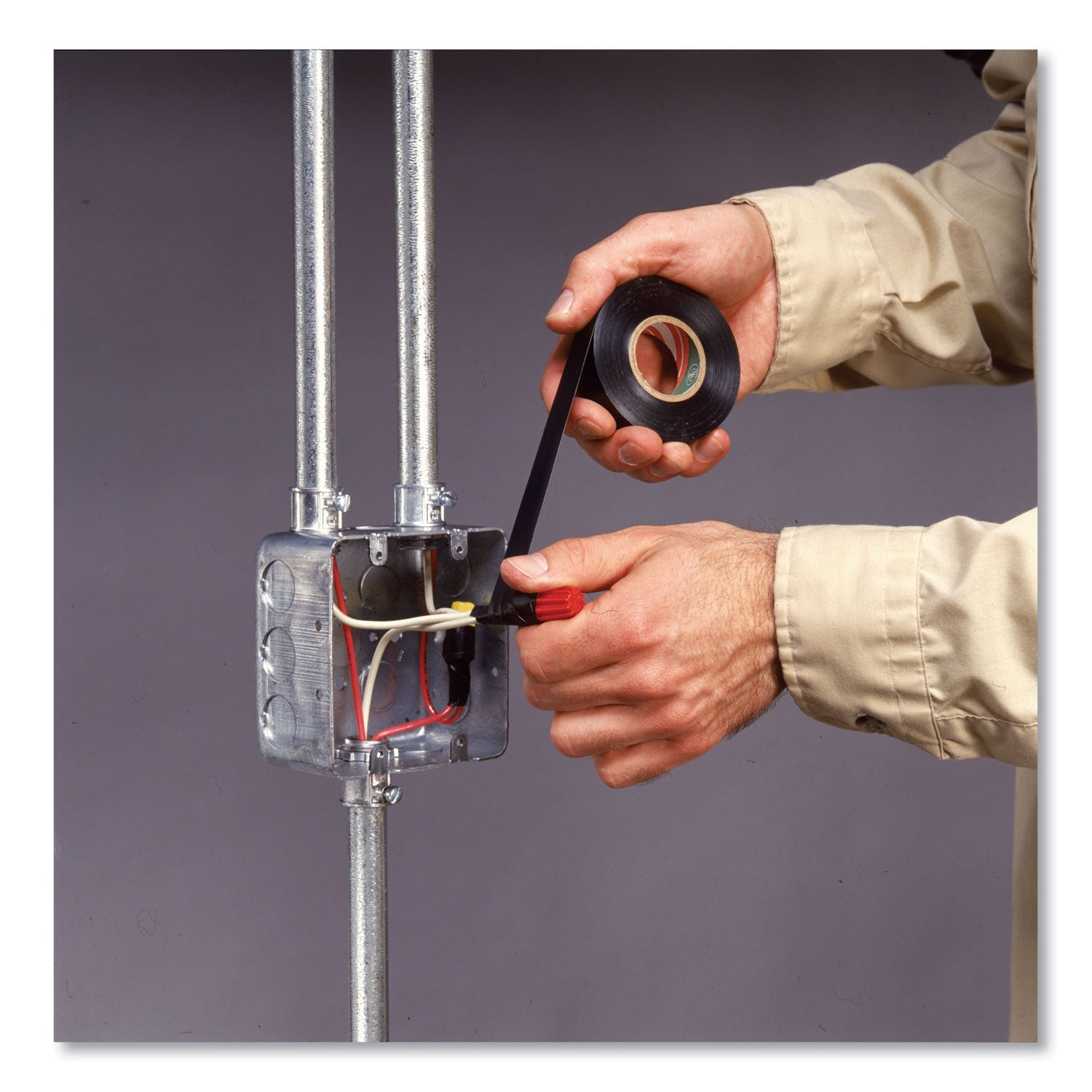 duck-electrical-tape-num-duc280303_2