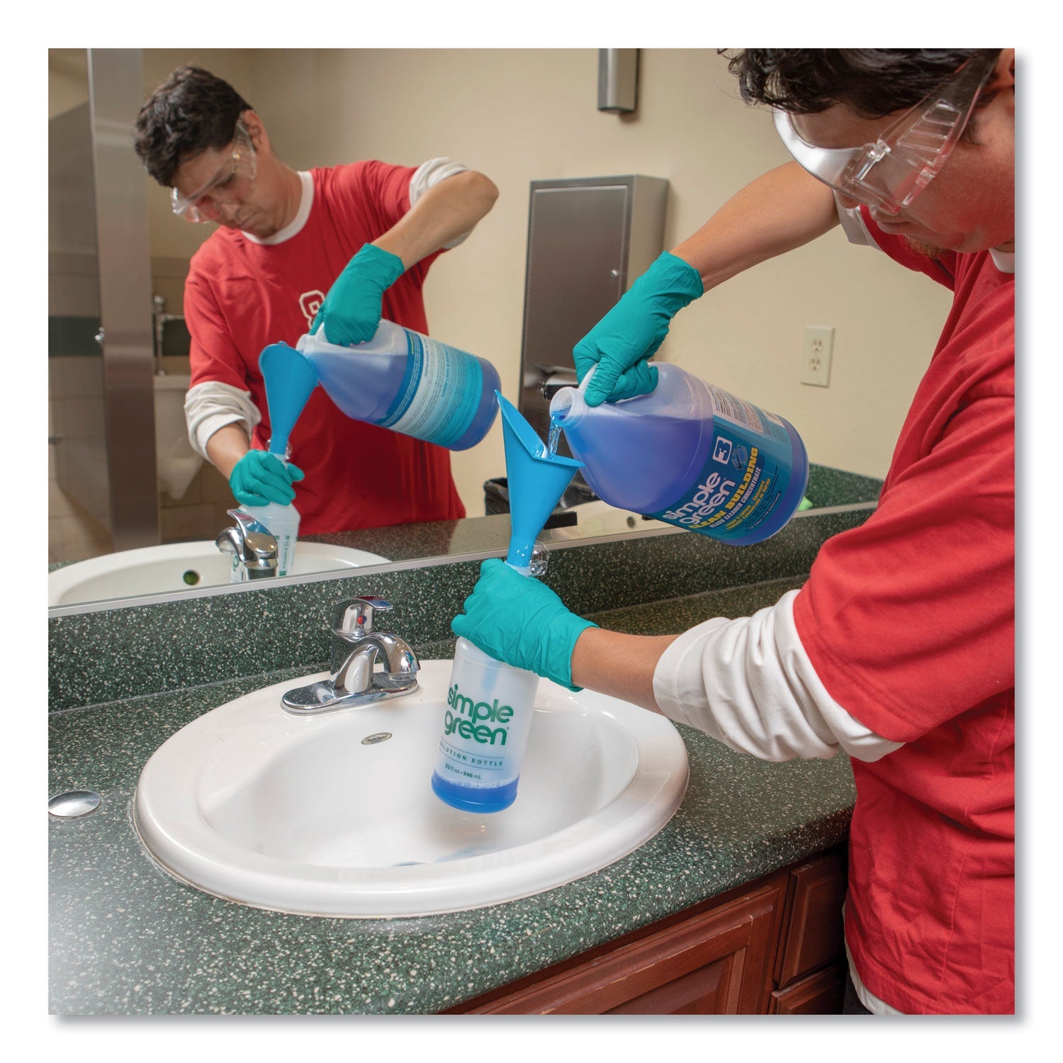 simple-green-clean-building-glass-cleaner-concentrate-num-spg11301_3