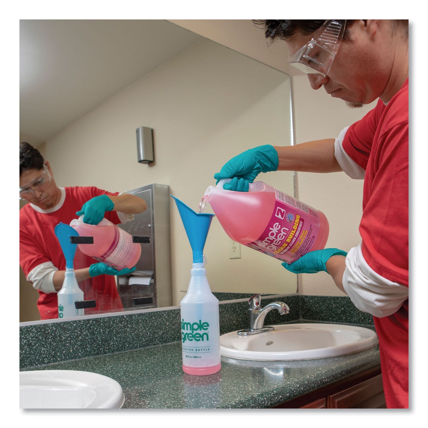 simple-green-clean-building-bathroom-cleaner-concentrate-num-smp11101_3