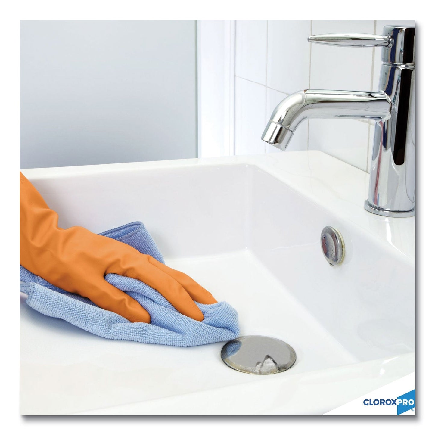 clorox-clean-up-cleaner-disinfecting-cleaner-num-cox35420ea_5
