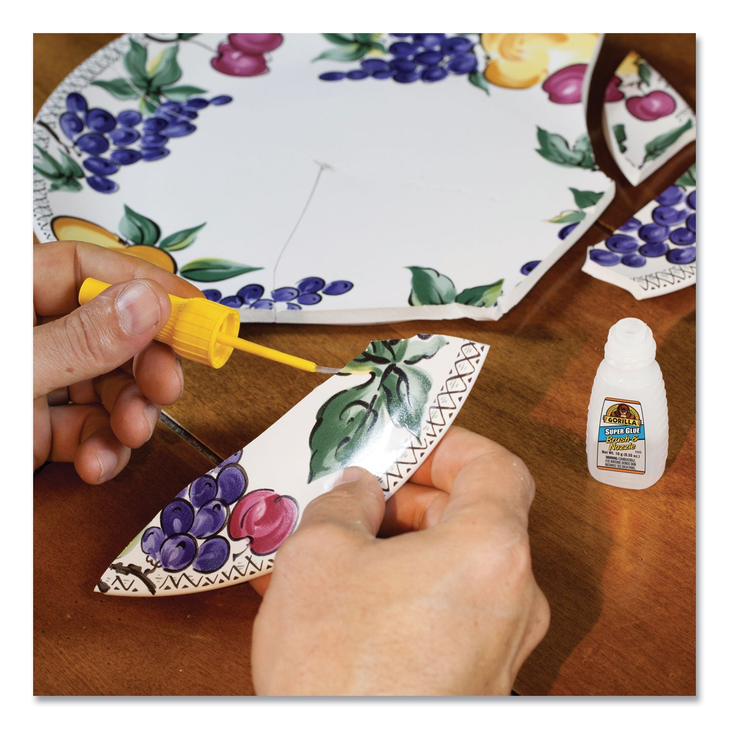 gorilla-glue-super-glue-with-brush-and-nozzle-applicators-num-gor7500101_4