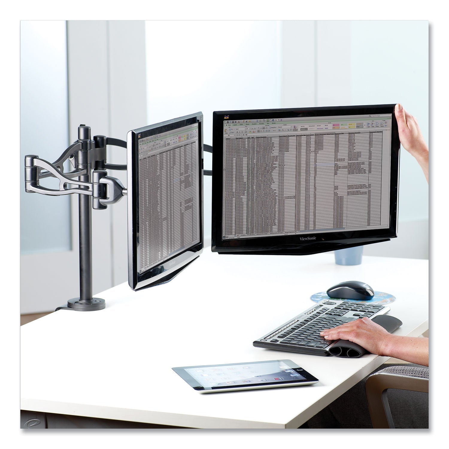 fellowes-professional-series-depth-adjustable-dual-monitor-arm-num-fel8041701_6