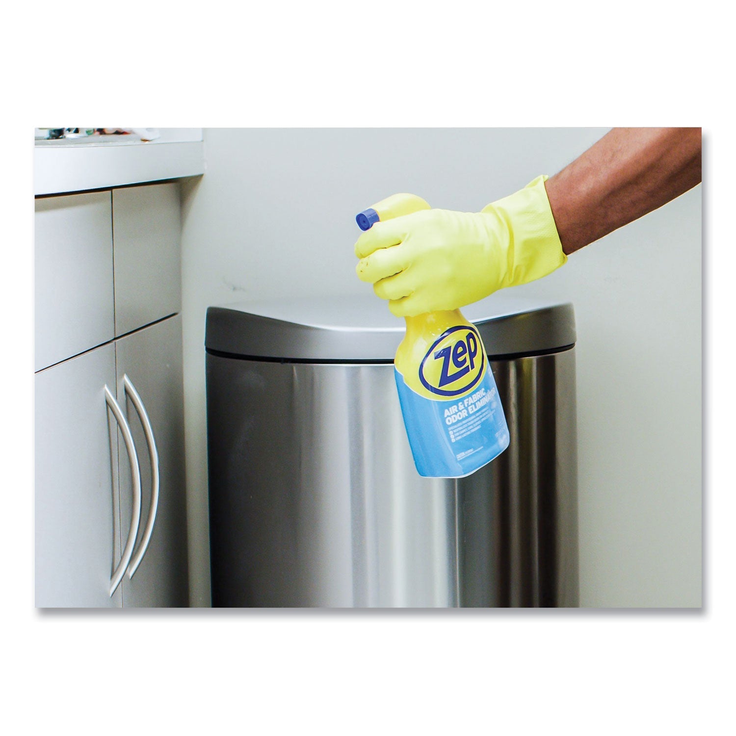 zep-commercial-air-and-fabric-odor-eliminator-num-zpezuair32ct_4
