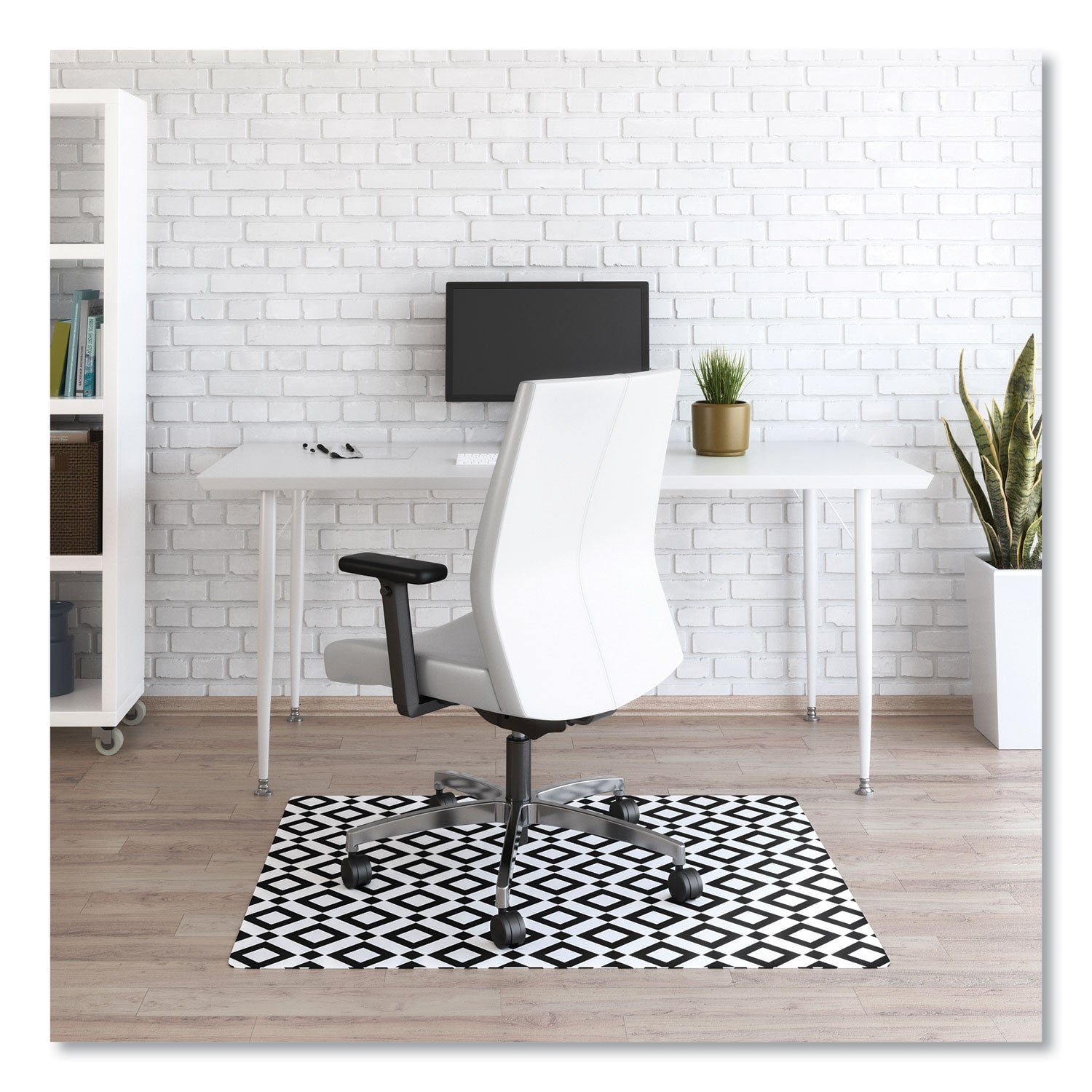 deflecto-fashionmat-chair-mat-num-defcm3540bd_1