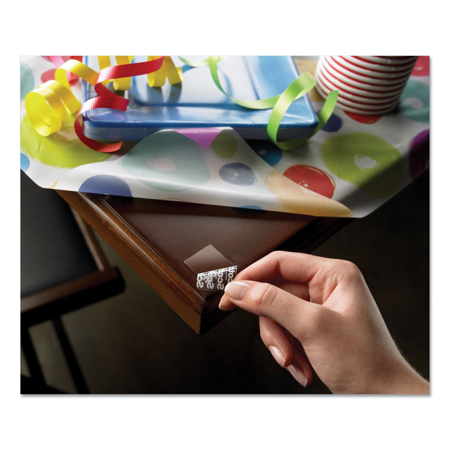 scotch-restickable-mounting-tabs-num-mmmr100_3