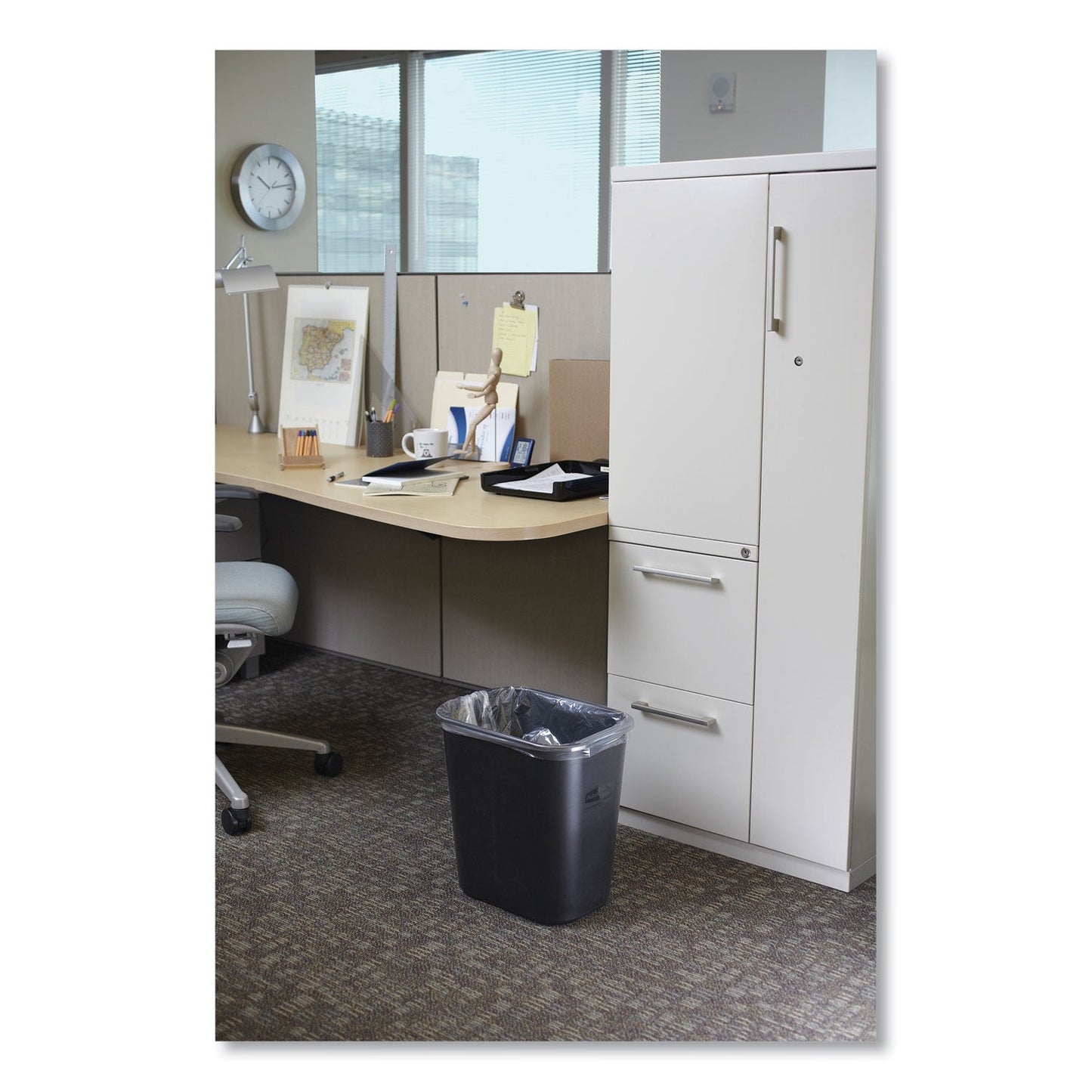 rubbermaid-deskside-plastic-wastebasket-num-2955bk_5