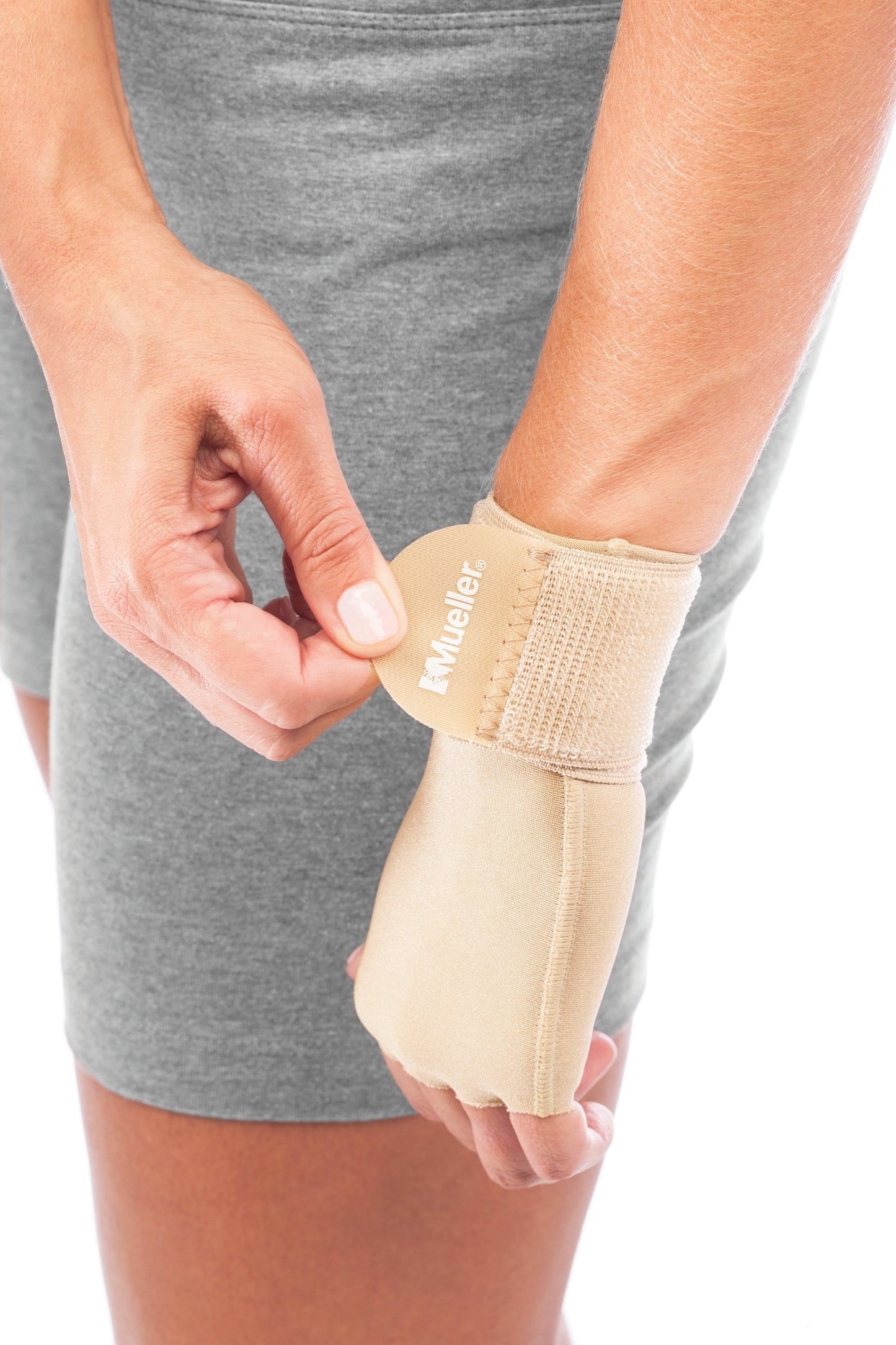Mueller® Compression & Support Gloves Compression Glove Fingerless Small / Medium Over-the-Wrist Length Ambidextrous (1141666_EA)