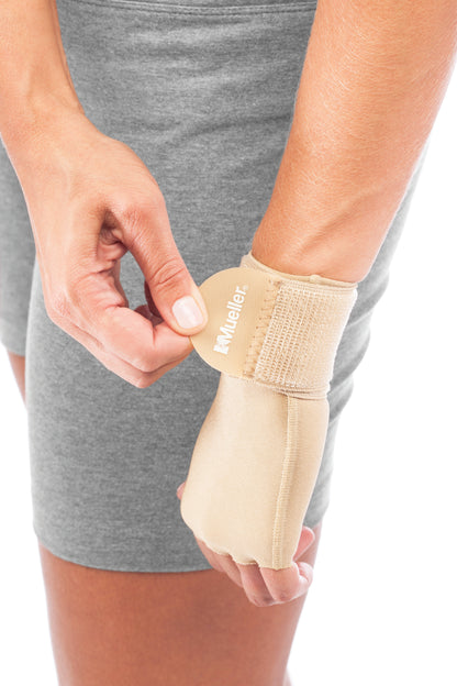 Mueller® Compression & Support Gloves Compression Glove Fingerless Small / Medium Over-the-Wrist Length Ambidextrous (1141666_EA)