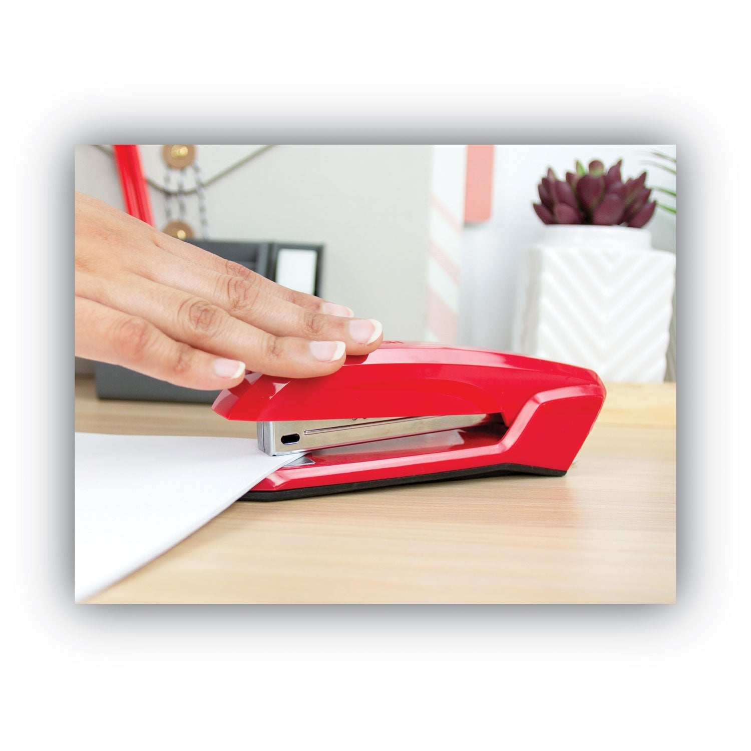 bostitch-ascend-stapler-num-bosb210rred_5