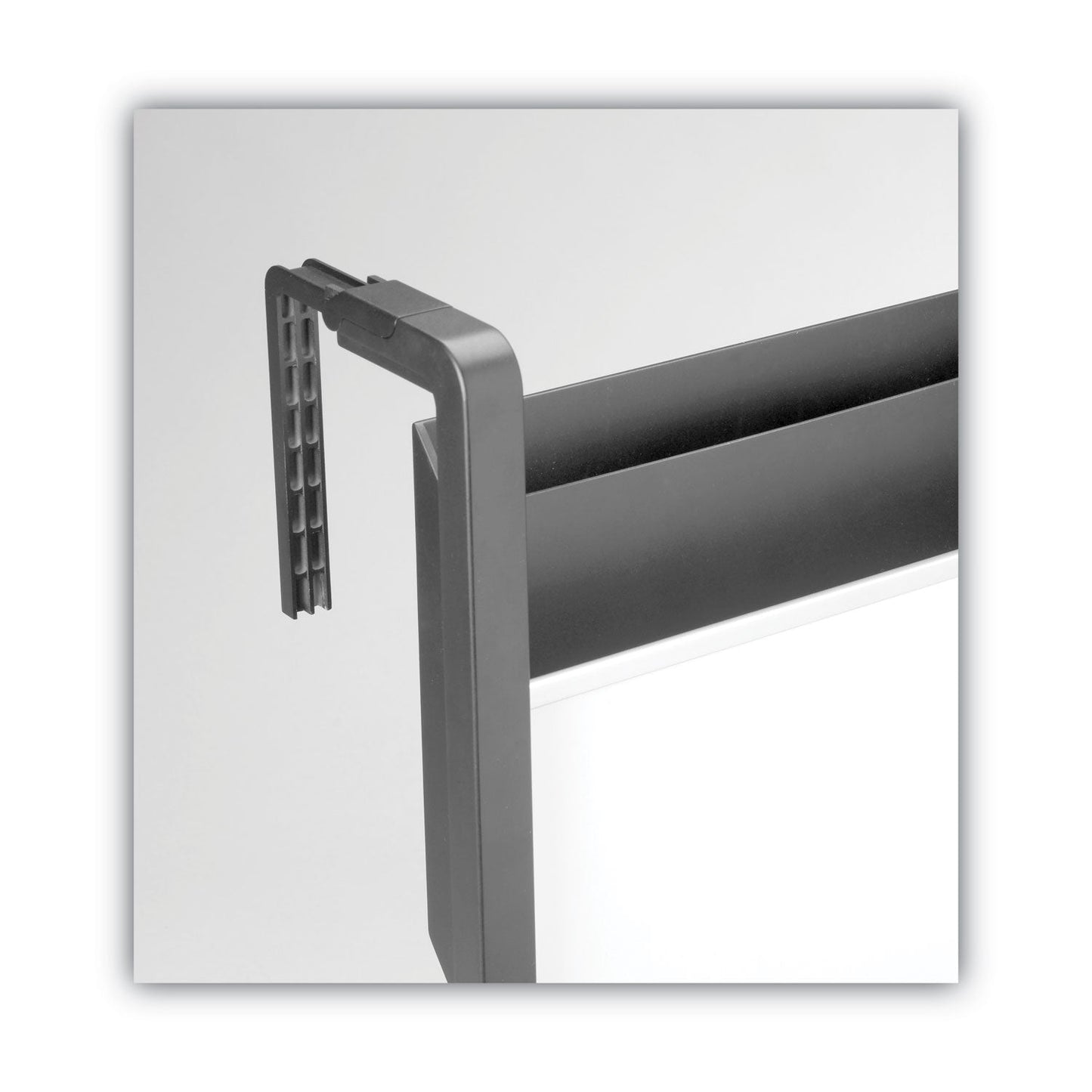 quartet-hanging-file-pocket-with-dry-erase-board-num-qrtofd_4