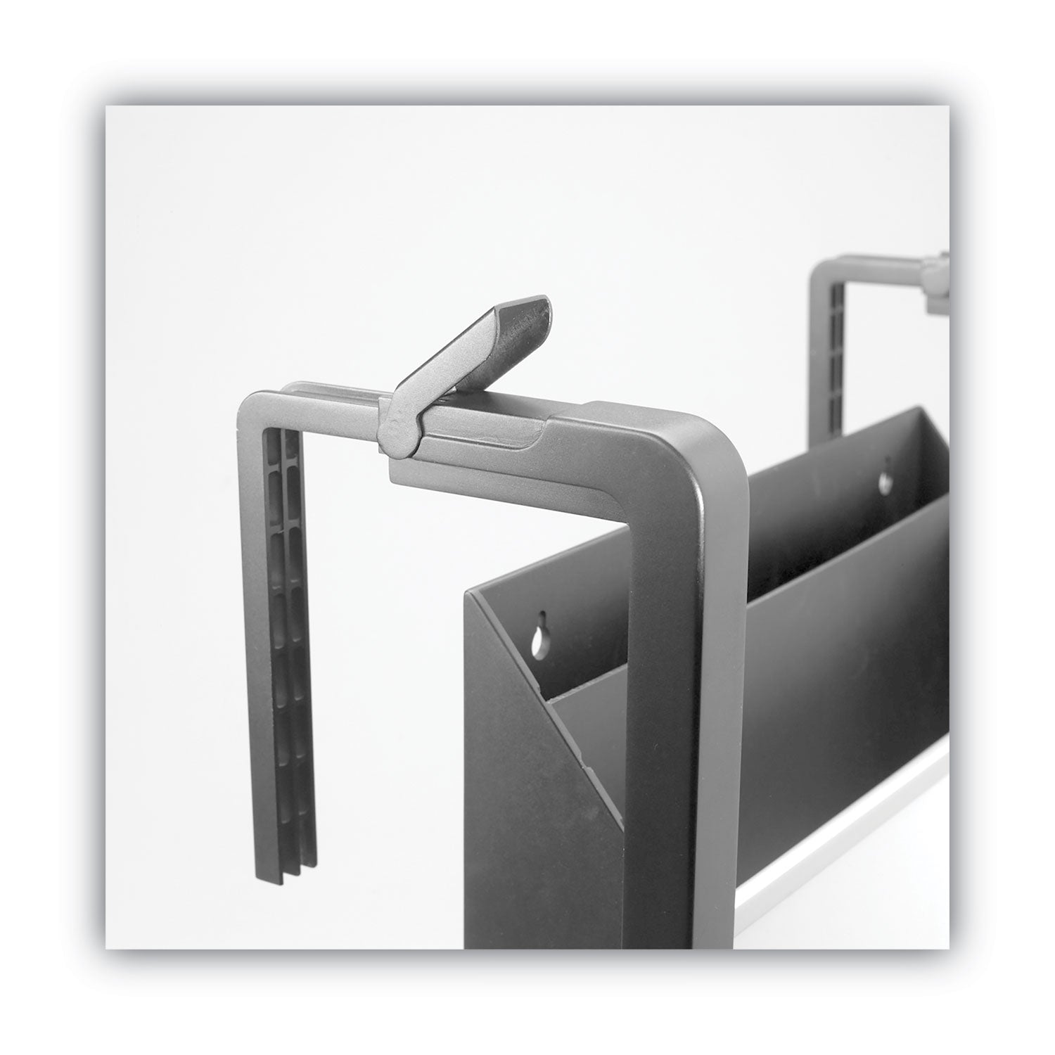 quartet-hanging-file-pocket-with-dry-erase-board-num-qrtofd_5