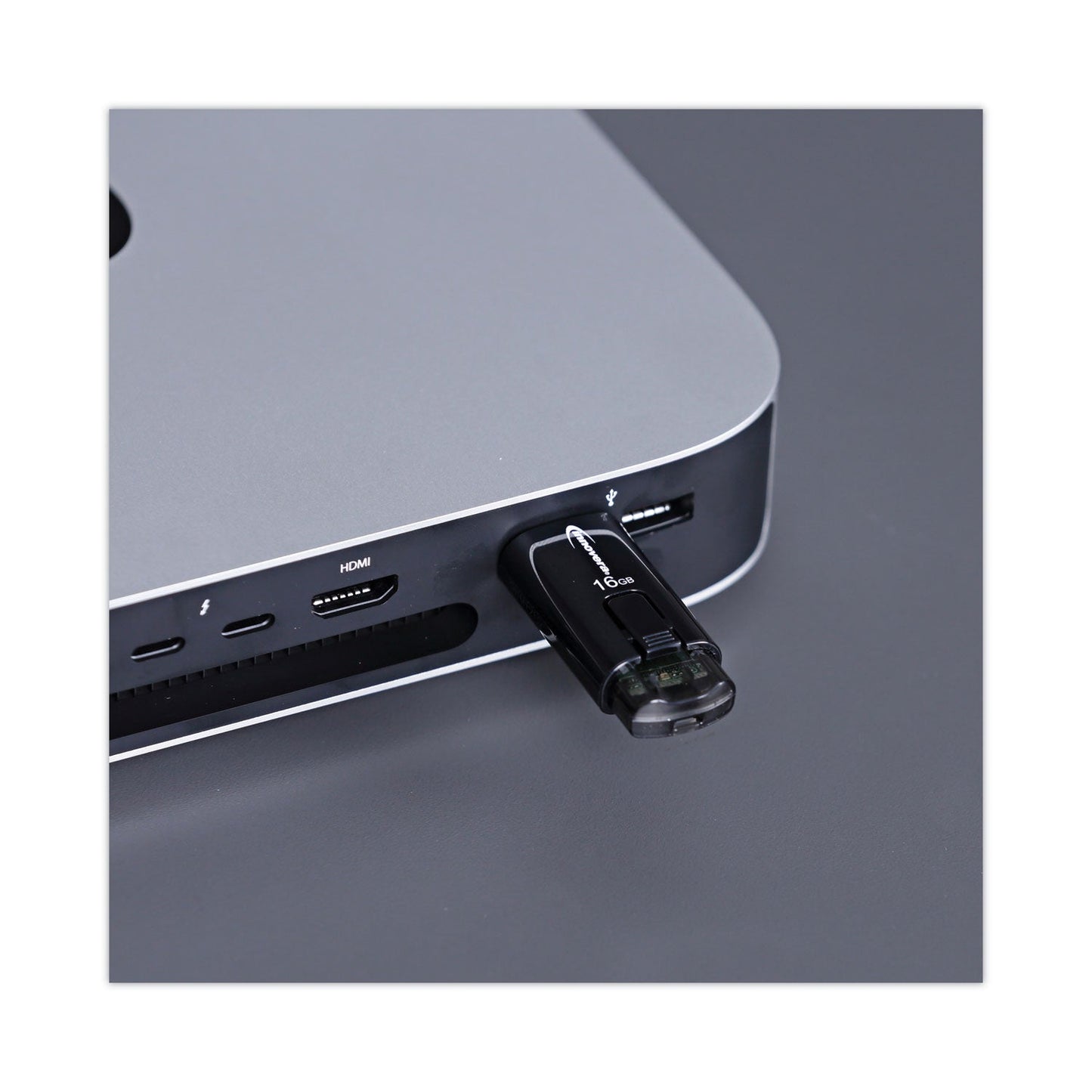 innovera-usb-3-0-flash-drive-num-ivr82316_3