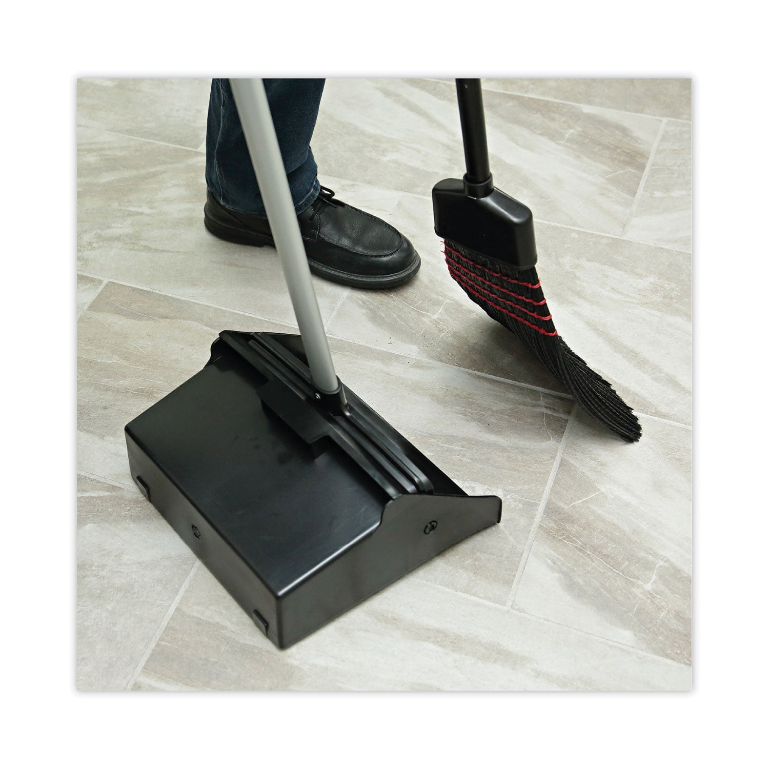 boardwalk-maid-broom-num-bwk916p_5