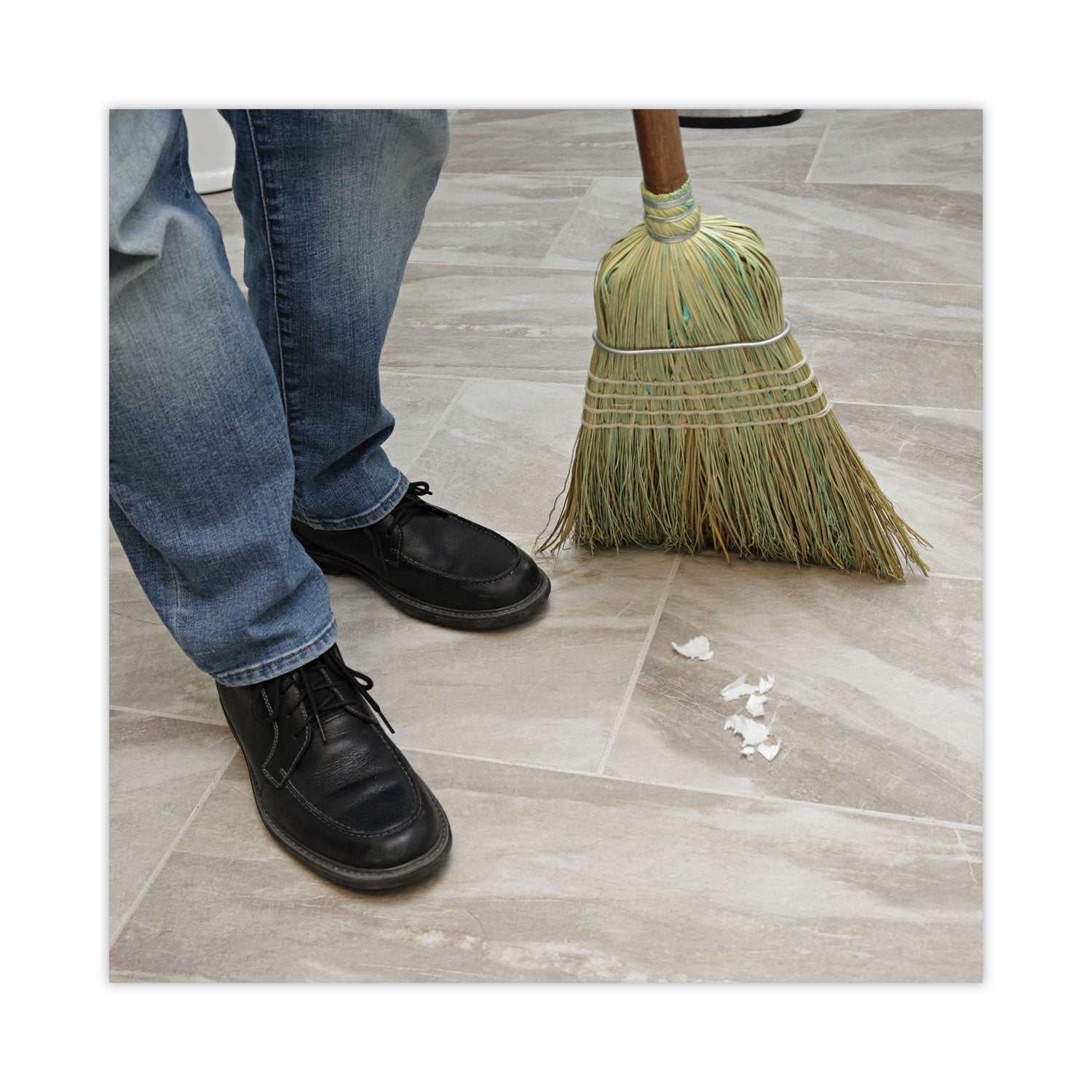 boardwalk-corn-fiber-brooms-num-br10002bw_5