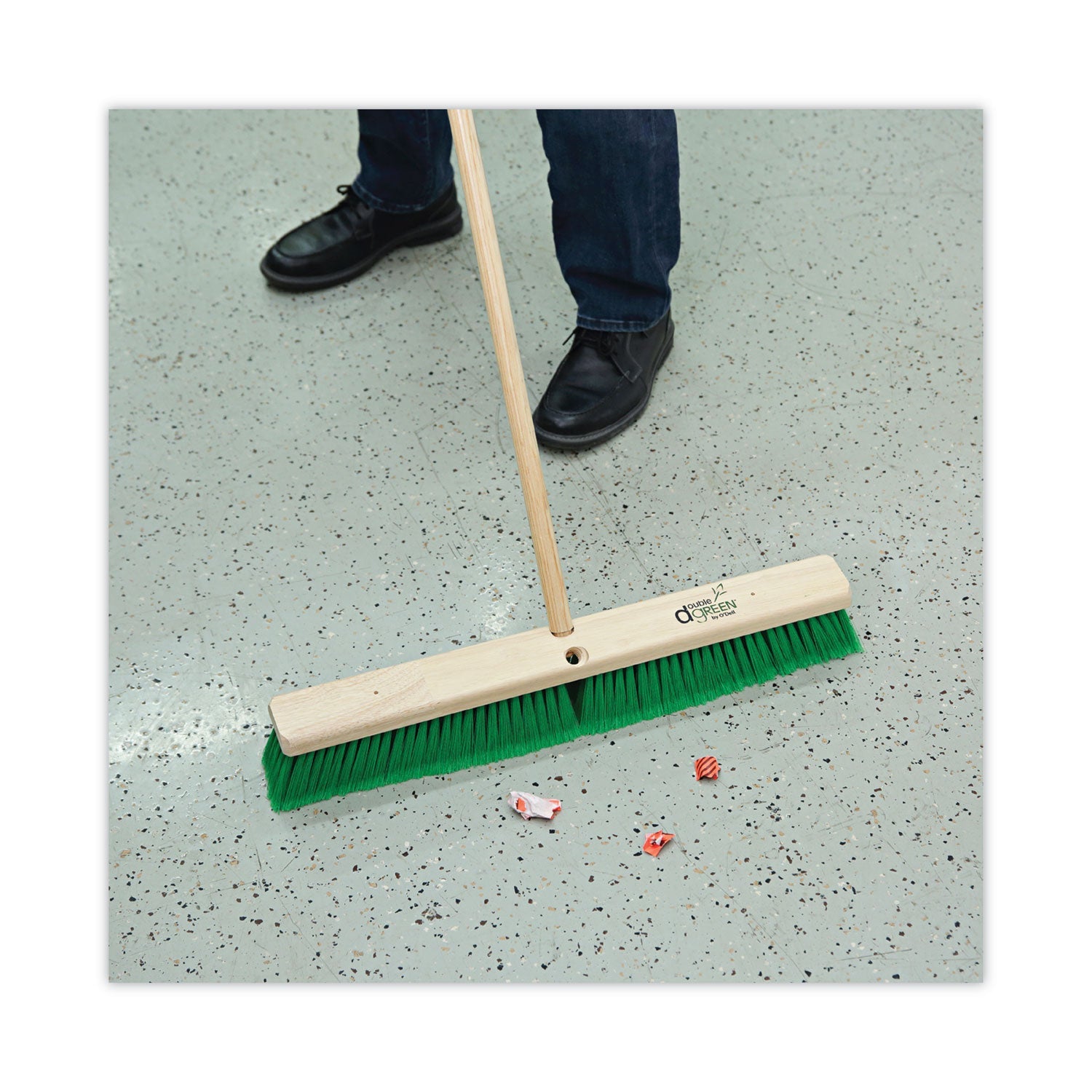 boardwalk-threaded-end-broom-handle-num-bwk121_5