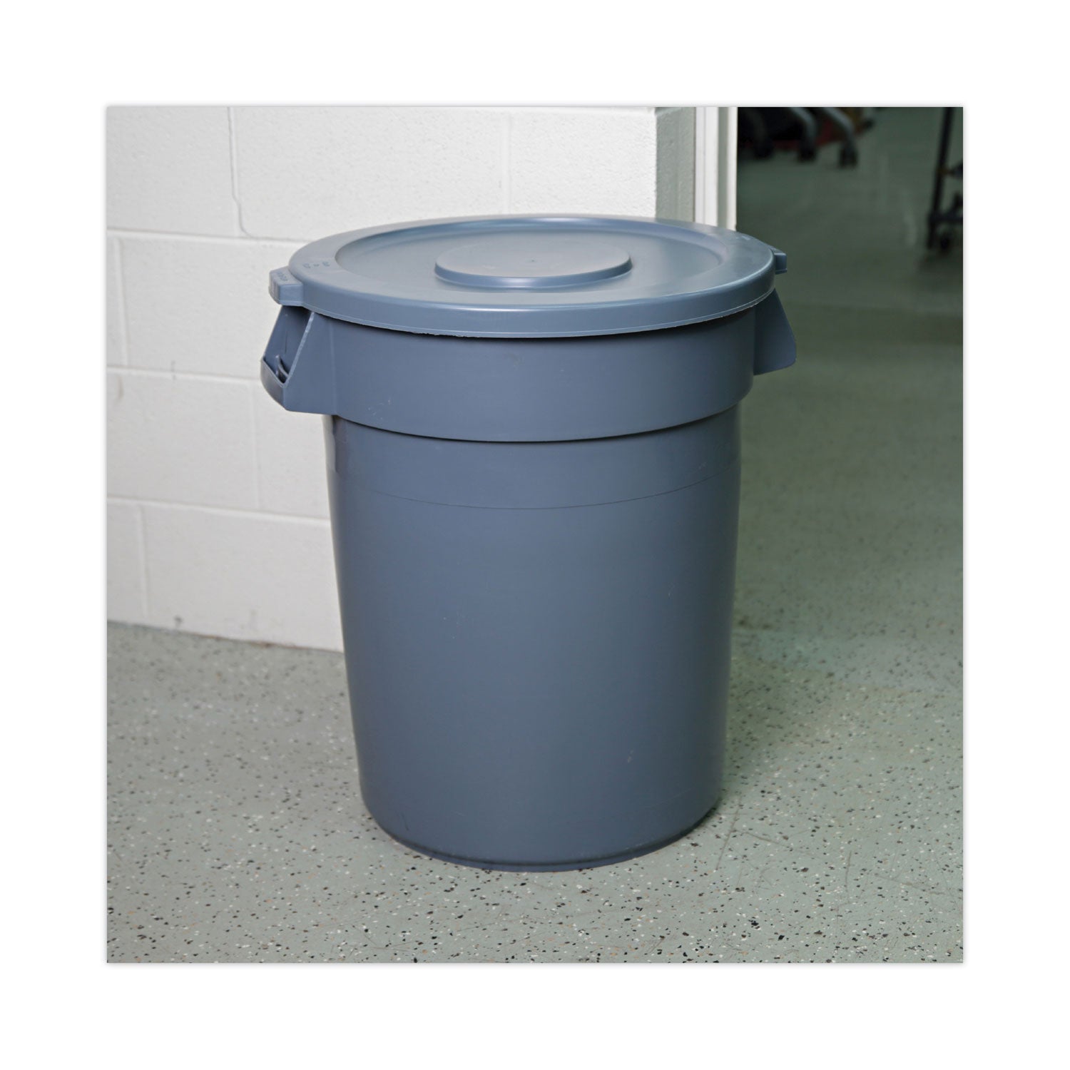 boardwalk-lids-for-32-gal-waste-receptacle-num-bwk32gtlwrlidg_5
