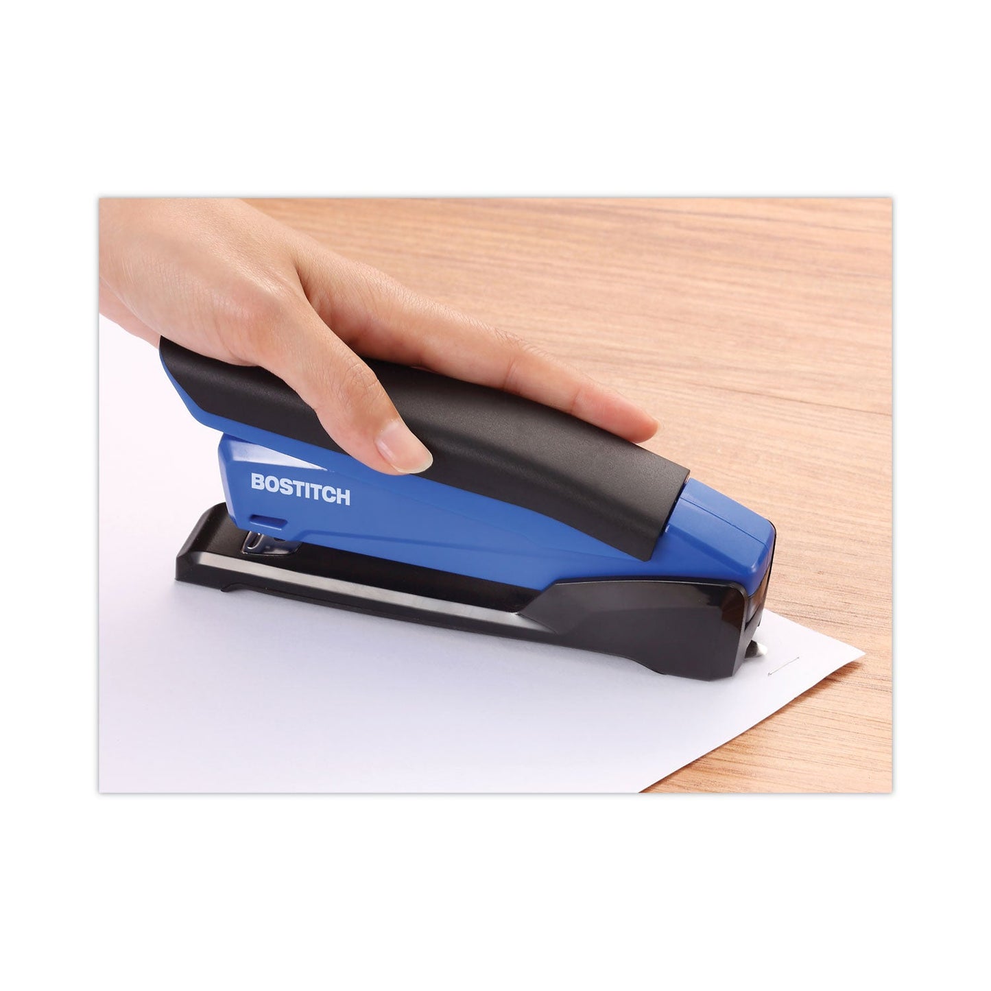 stanley-bostitch-inpower-spring-powered-desktop-stapler-num-aci1122_6