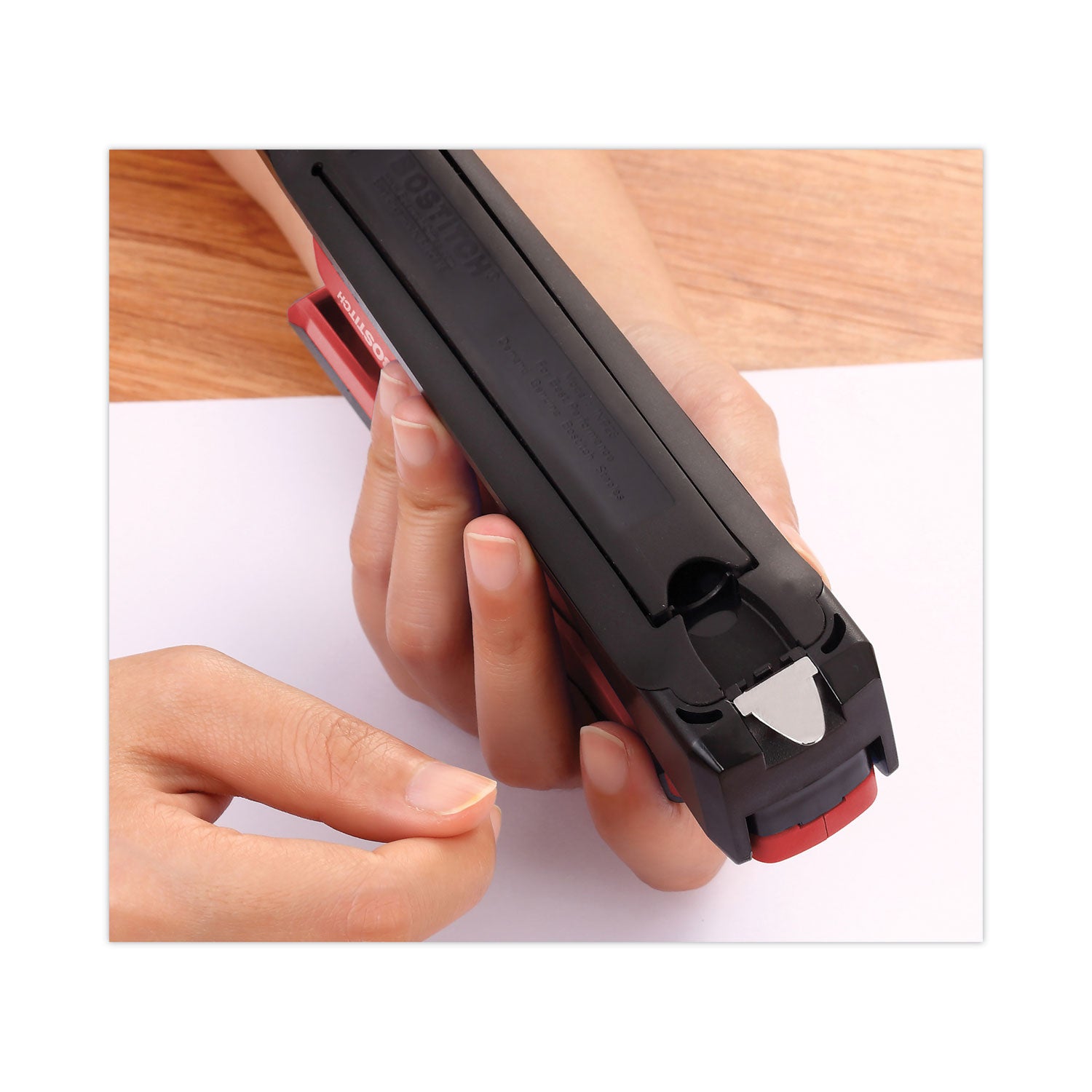 stanley-bostitch-inpower-spring-powered-desktop-stapler-num-aci1124_5